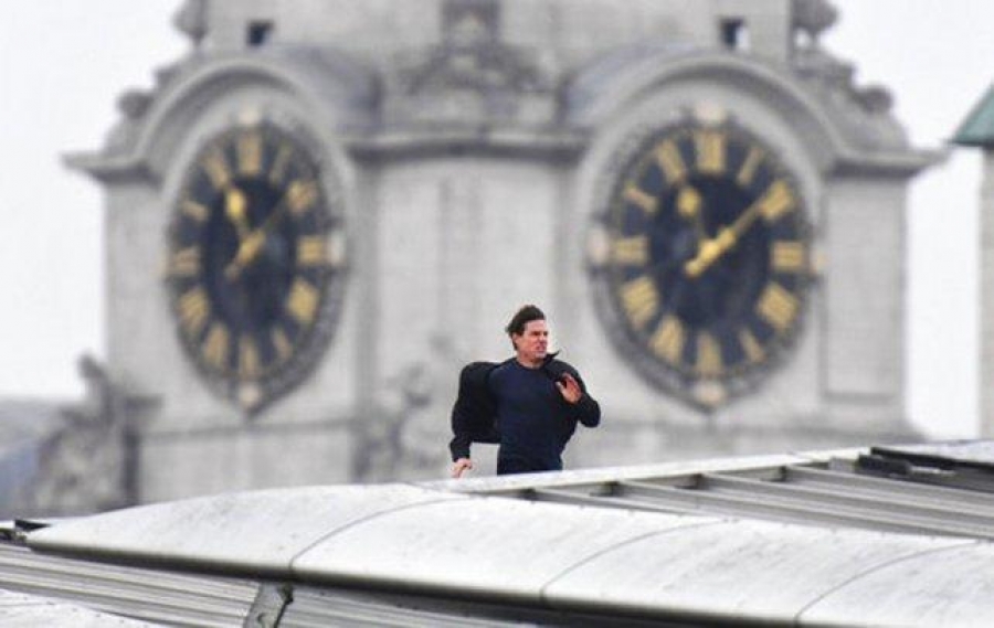 Tom Cruise paraliza Londres por escena de 'Misión: Imposible'
