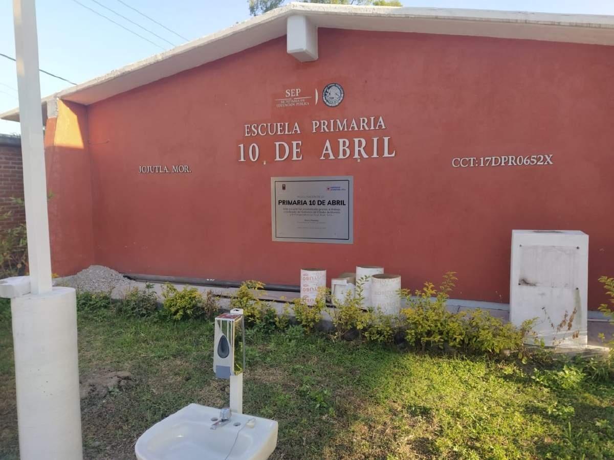 Se roban busto de Zapata en primaria de Jojutla