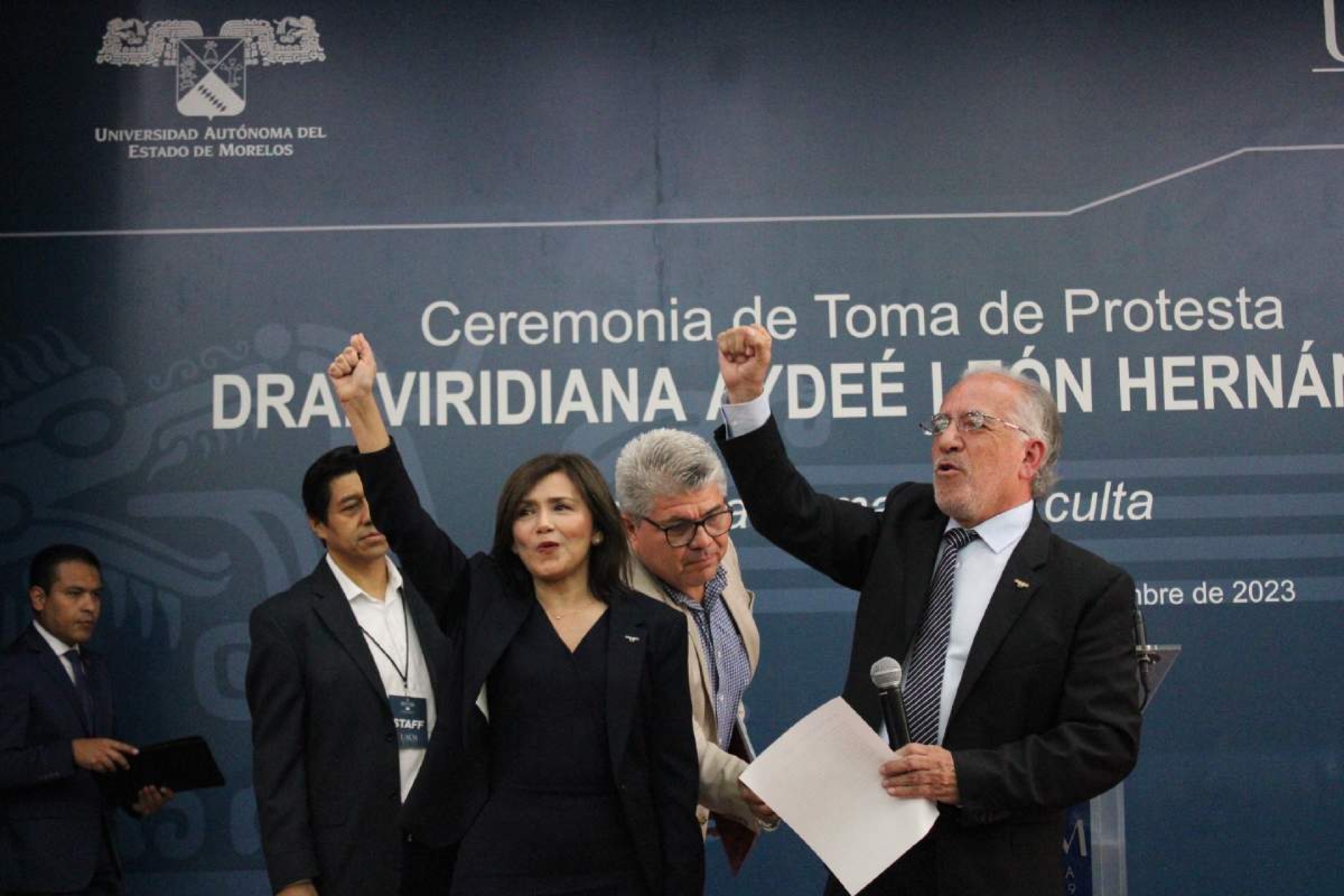 Viridiana León Hernández ya es la primera rectora de la UAEM