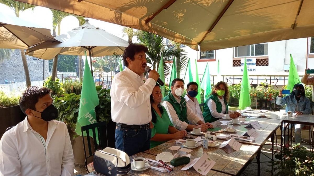 Presenta PVEM a sus candidatos a diputados federales