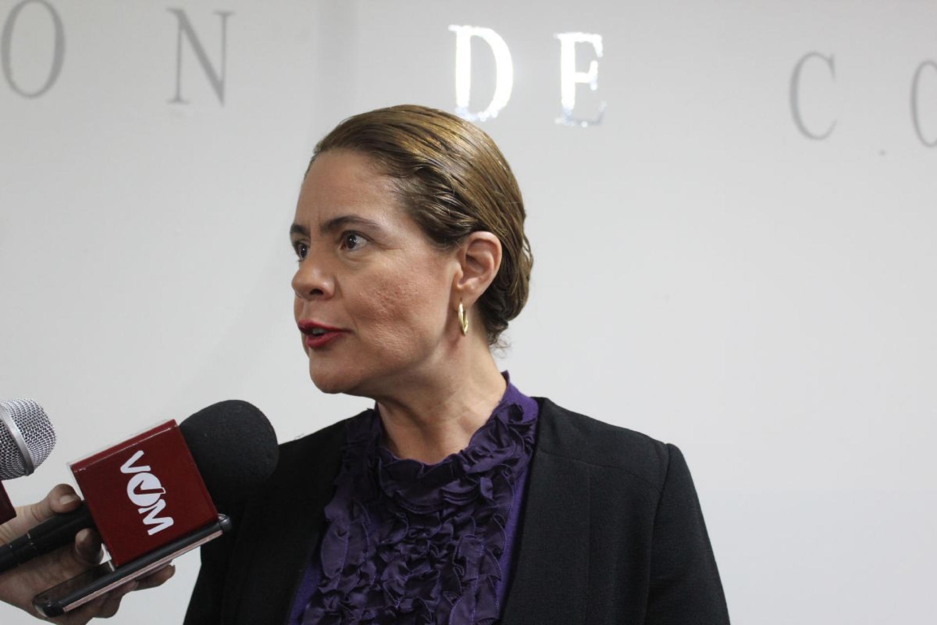 Buscan vía para autorizar alza en derechos municipales