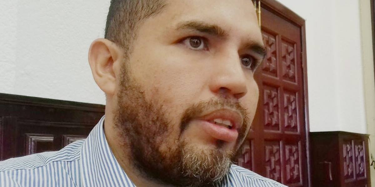 Gobierno estatal quiere reubicar a los plateros instalados en el bulevar Juárez