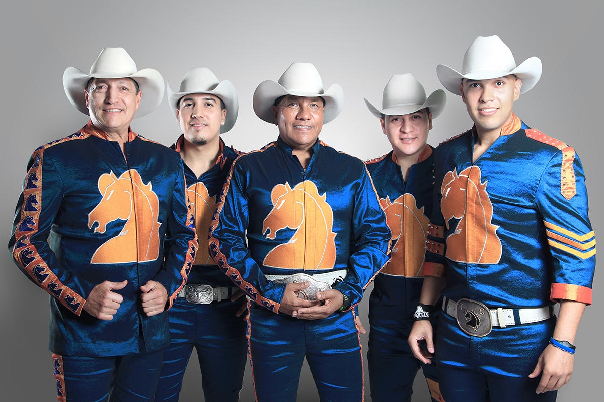 Grupo 'Bronco' quiere llevar su historia musical a la pantalla chica
