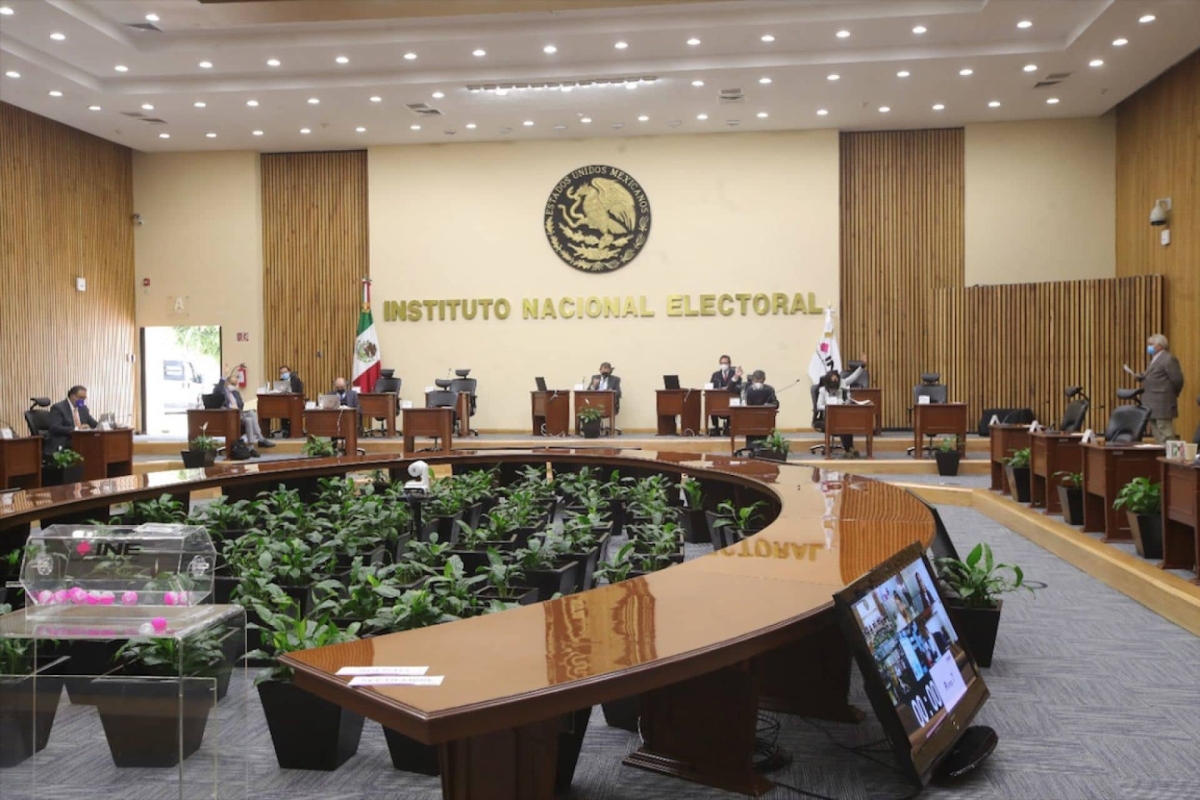 INE aprueba posponer la revocación de mandato por falta de presupuesto