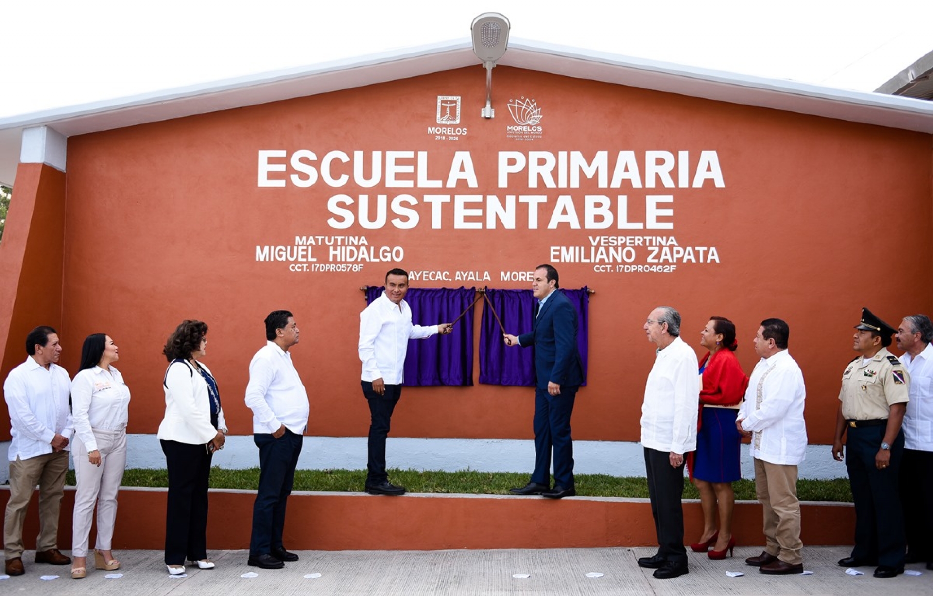 Cuauhtémoc Blanco entregó las nuevas instalaciones de la Escuela Primaria Sustentable "Miguel Hidalgo"