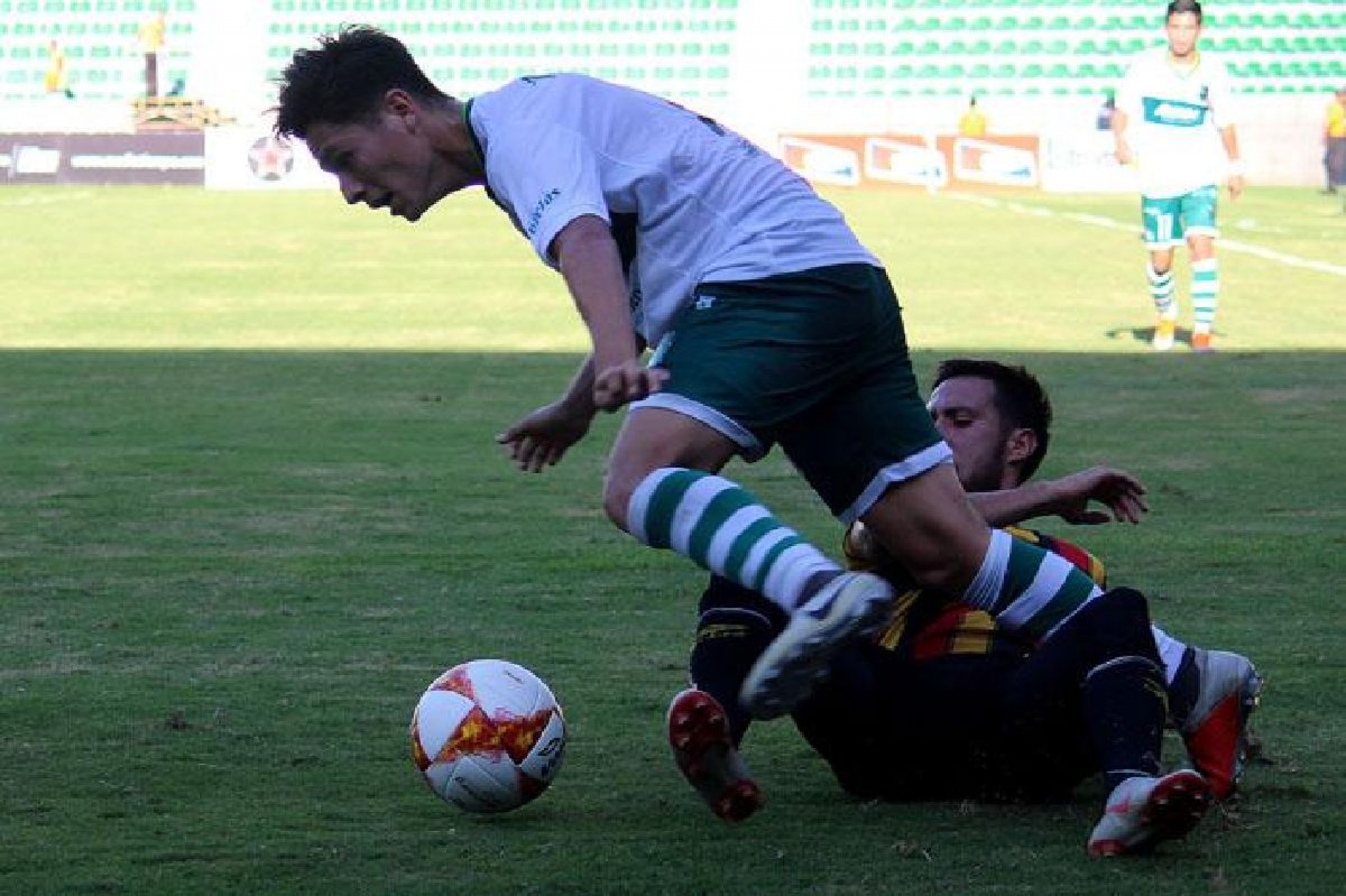 Leones “rugen” en el “'Coruco' Díaz”.