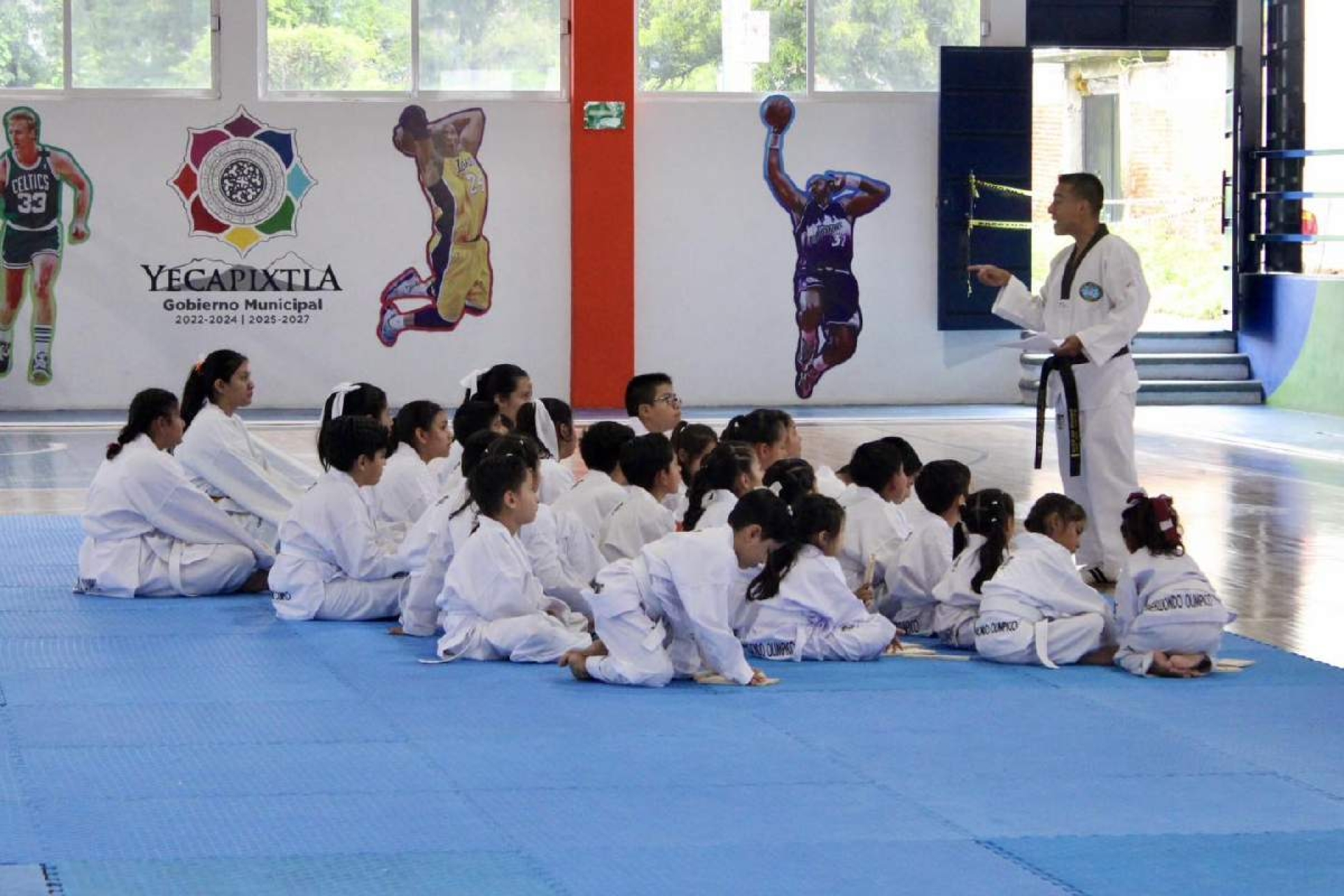 Realizan examen de grados en Escuela de Taekwondo de Yecapixtla