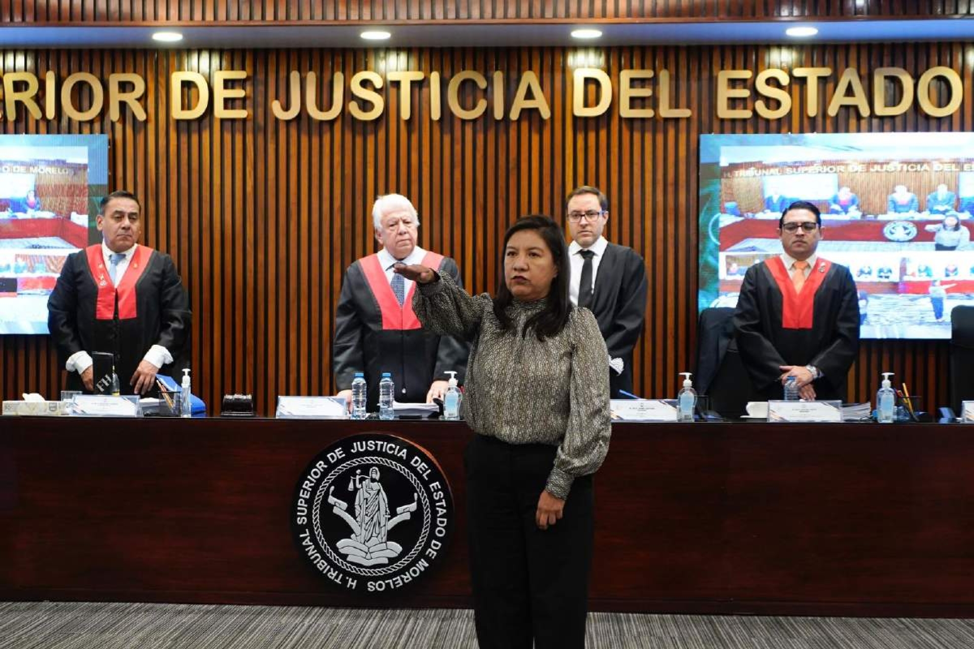 Rinden protesta nuevos funcionarios en el TSJ