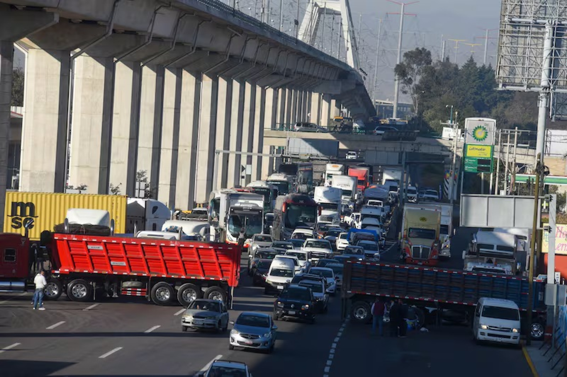 Transportistas anuncian paro nacional el próximo 6 de abril