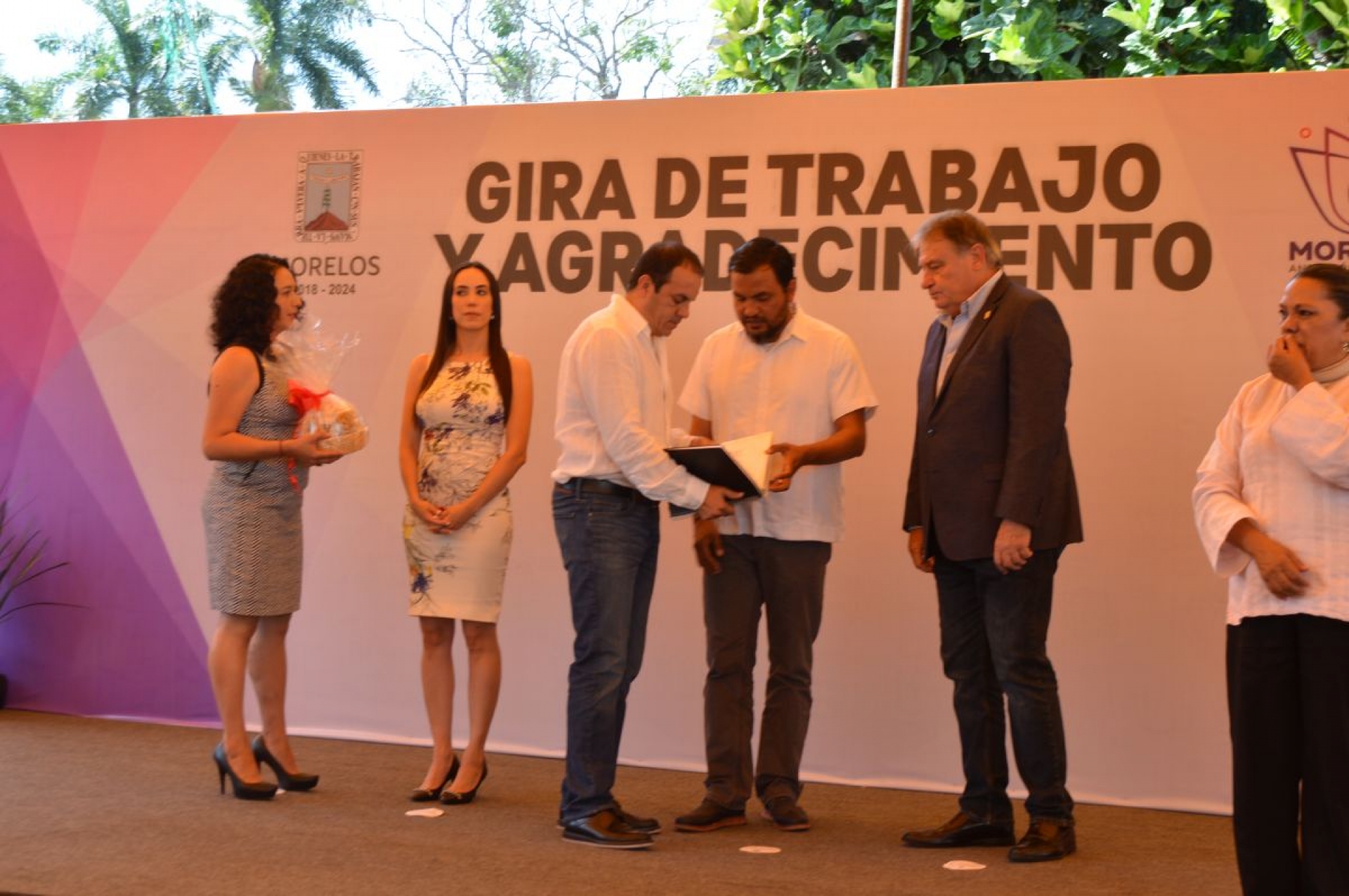 Segunda gira de trabajo de Cuauhtémoc Blanco por el oriente del estado