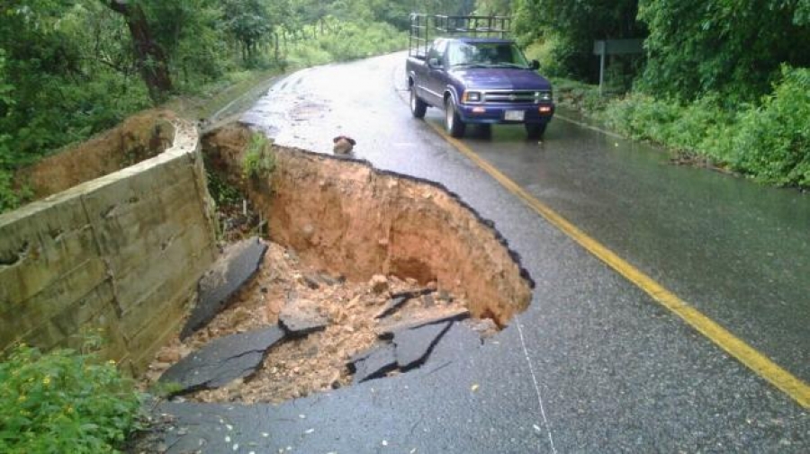 Lluvias de huracán Franklin en Guerrero afectan a ocho municipios