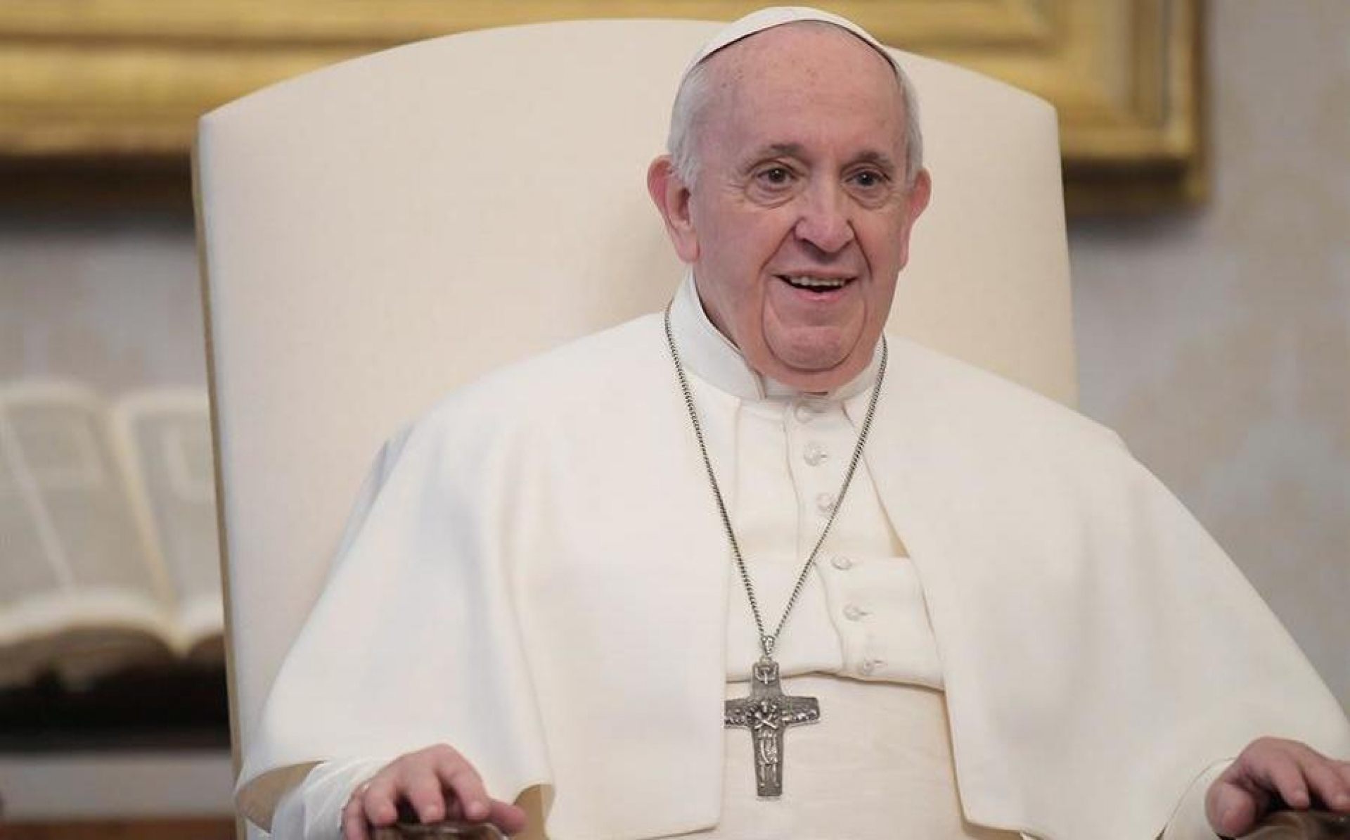 Papa Francisco viajará a Irak pese a ataque con cohetes