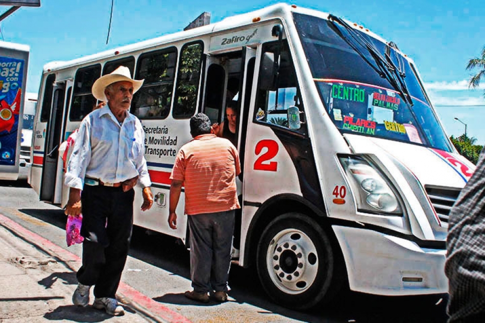 La Ruta 2 enfrenta problemas por la demanda laboral de un chofer