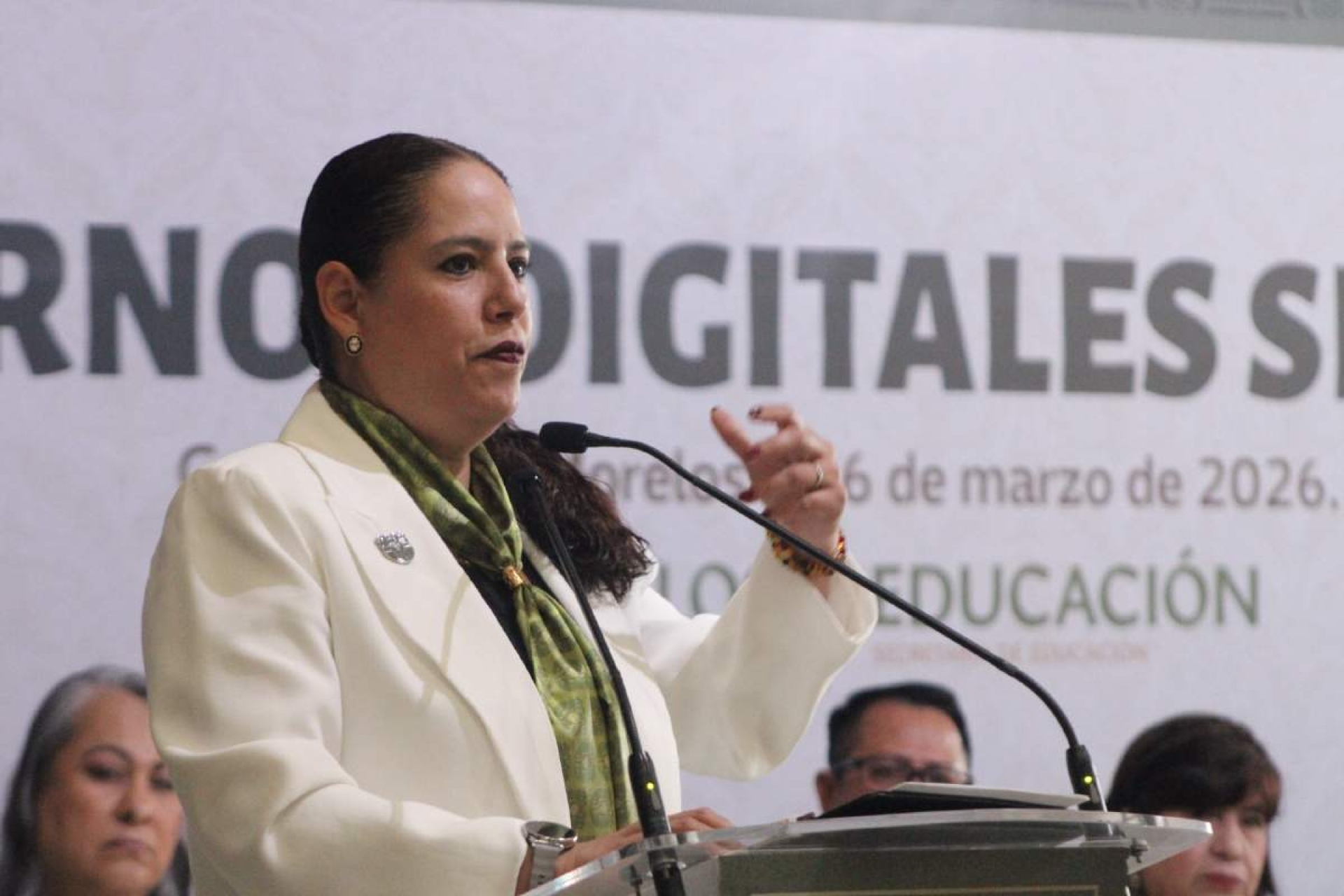 Vigilarán que en escuelas no se venda comida chatarra