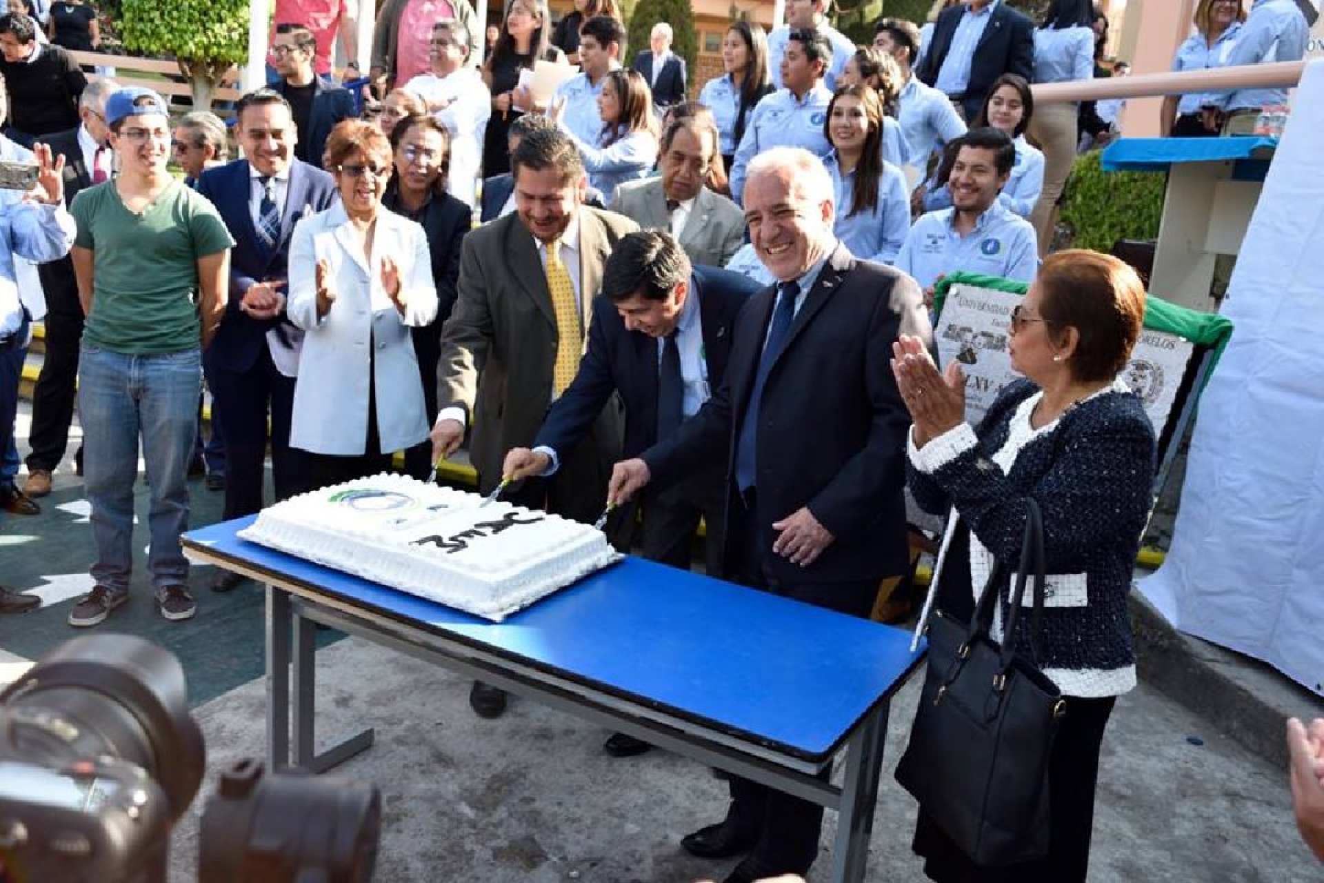 Celebra Facultad de Derecho 65 aniversario