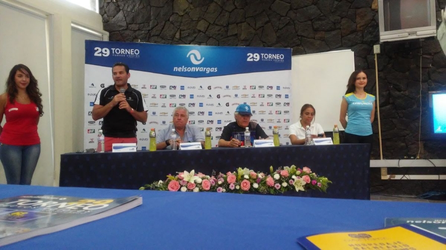 Inicia 29 Torneo Nuevos Valores de natación