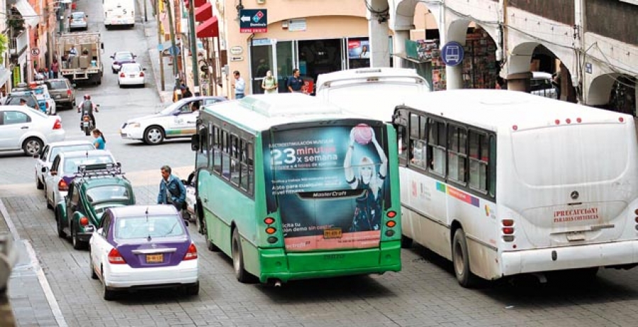 Transportistas exigen a la SMyT cumplir compromisos