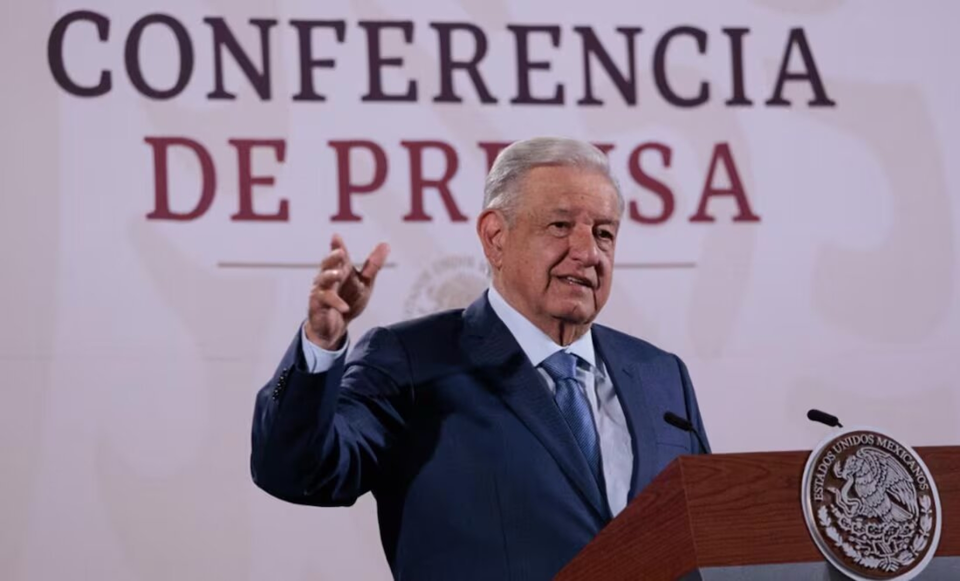 AMLO culpa al neoliberalismo por el desempeño de México en París 2024