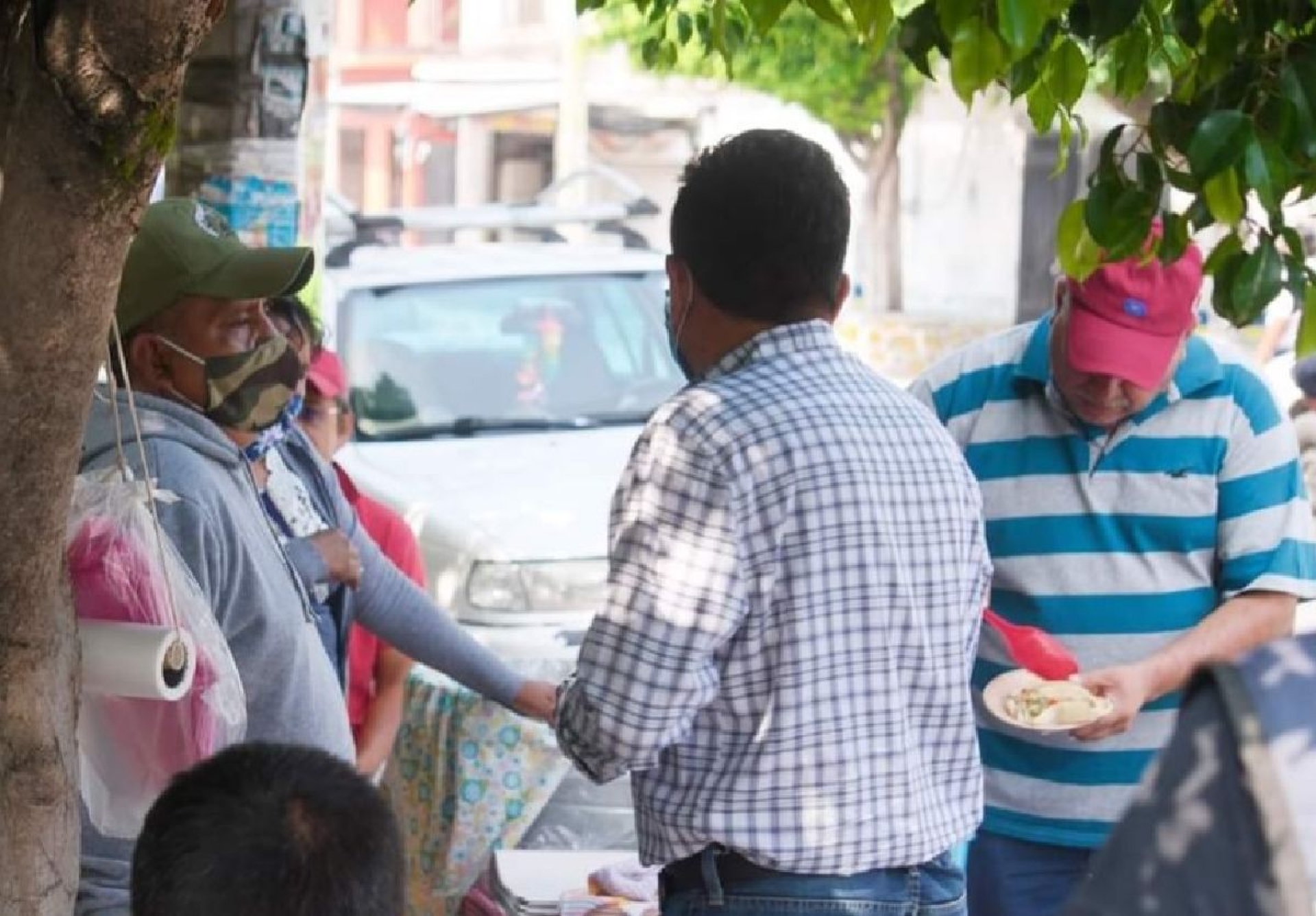 Supervisan que comercios de Miacatlán cumplan con medidas sanitarias