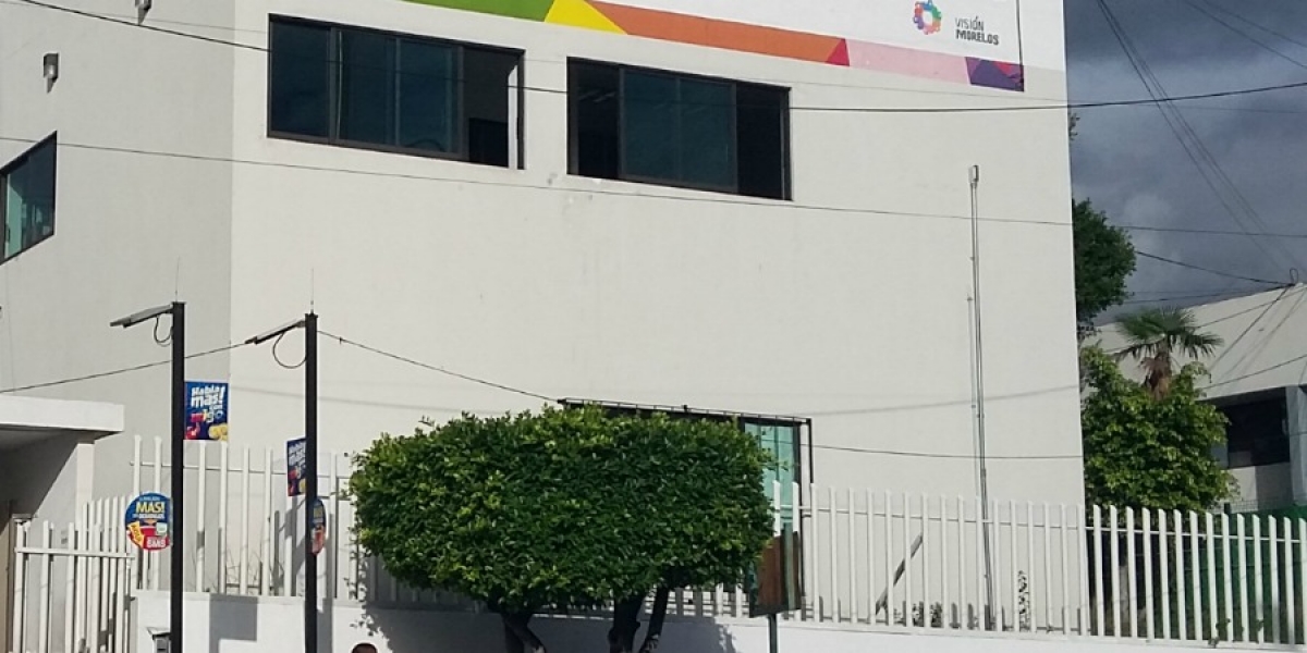 Protestan taxistas de la zona sur poniente en la FGE