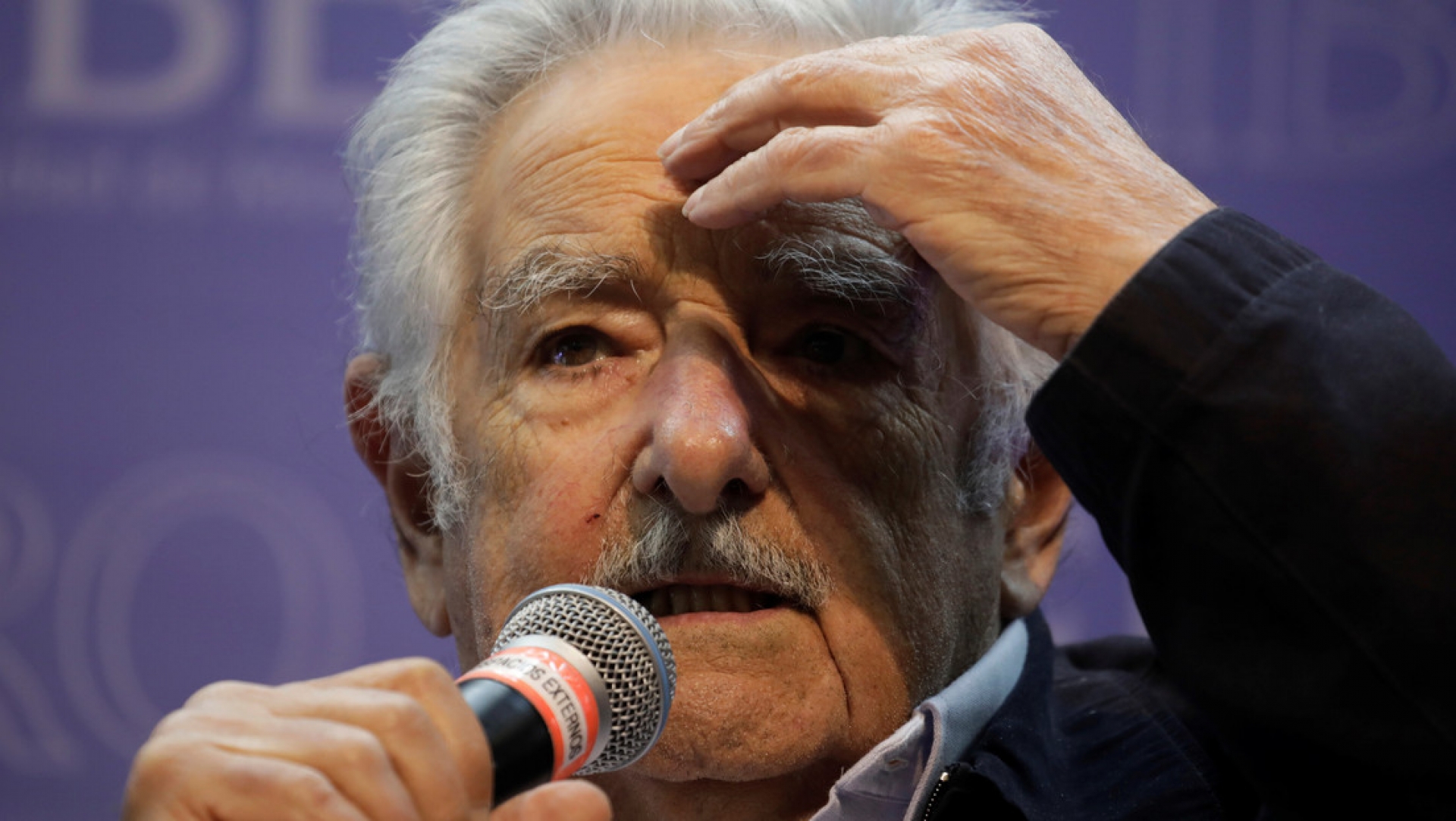 El mensaje de José Mujica que colocó en su casa ante el COVID-19