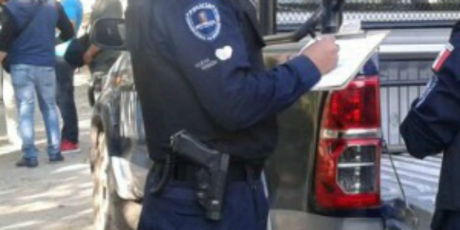 Detienen a seis personas en Ahuatepec por presunto robo de vehículo