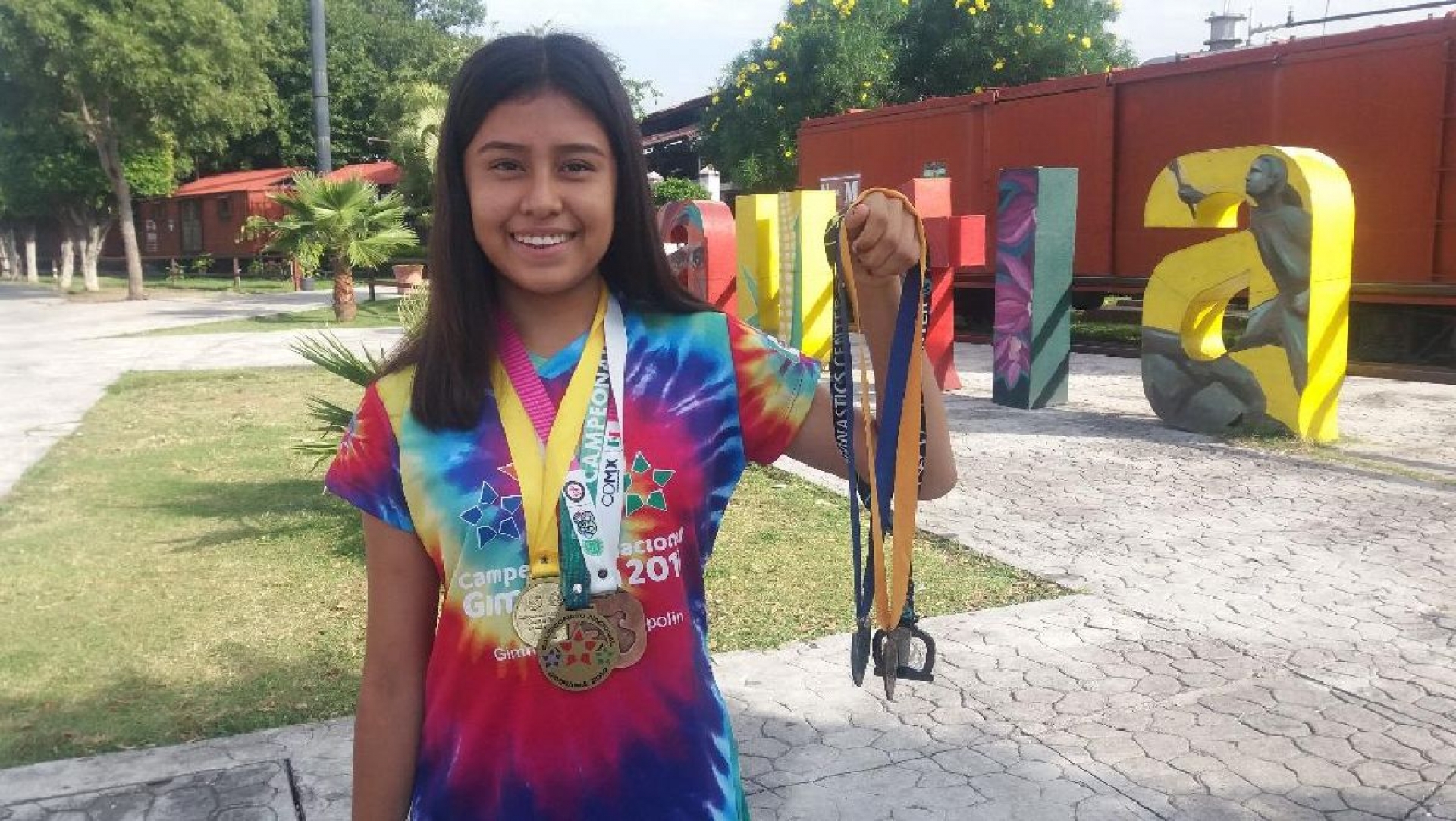 Gimnasta cuautlense busca apoyo para seguir compitiendo