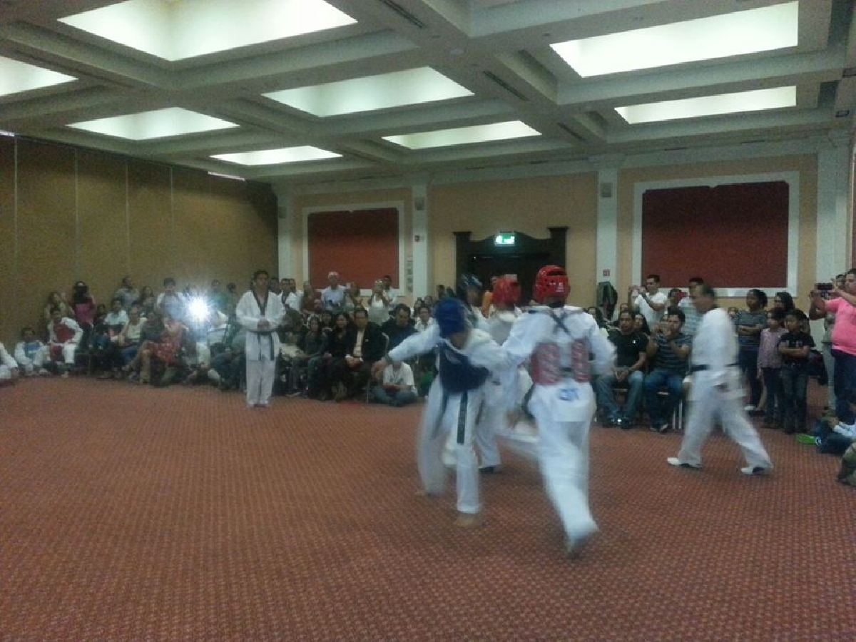 Presentan examen