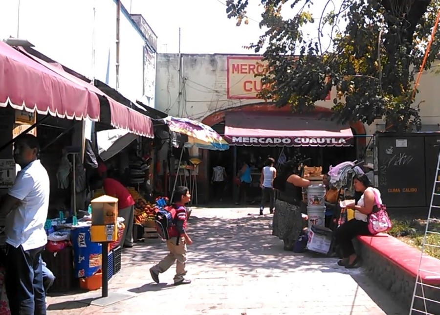 Llaman a mantener el diálogo con comerciantes informales