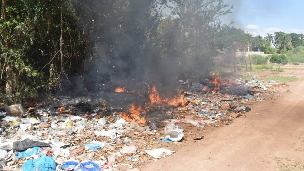 Sancionarán a quienes quemen basura en Mazatepec