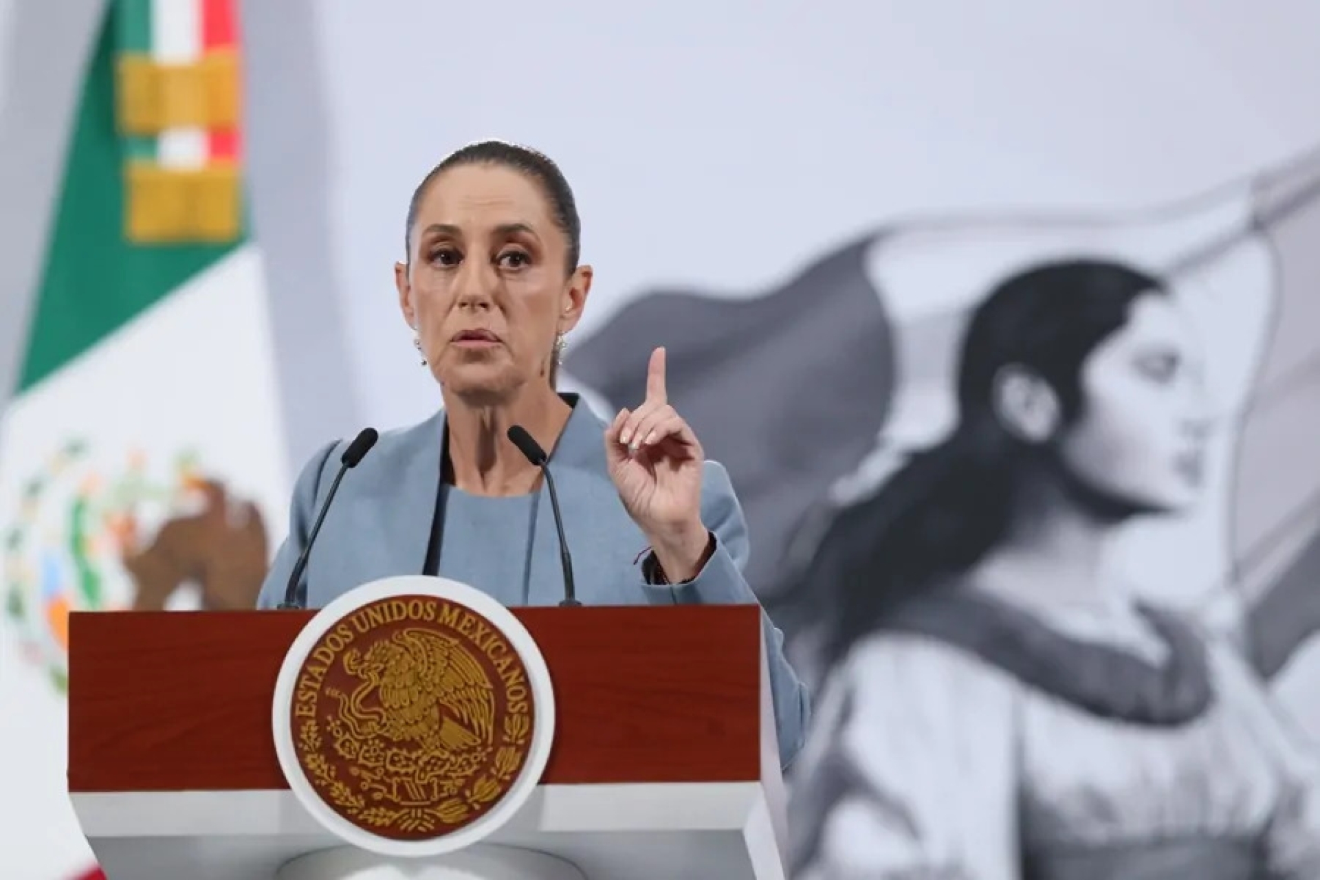 Sheinbaum no confirma renuncia de Gertz Manero; anuncio será el viernes