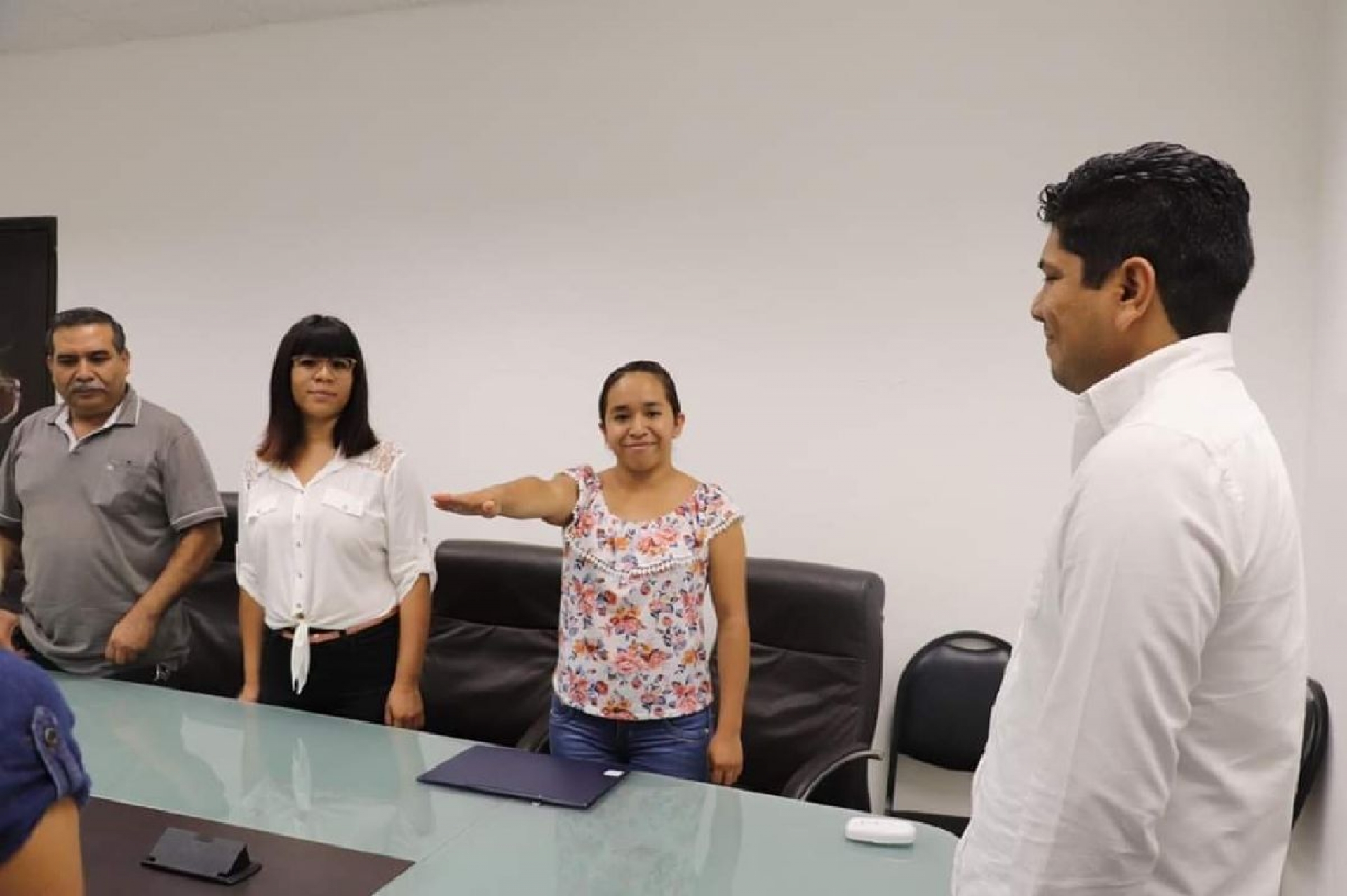 Asume cargo la nueva ayudante municipal de Tilzapotla