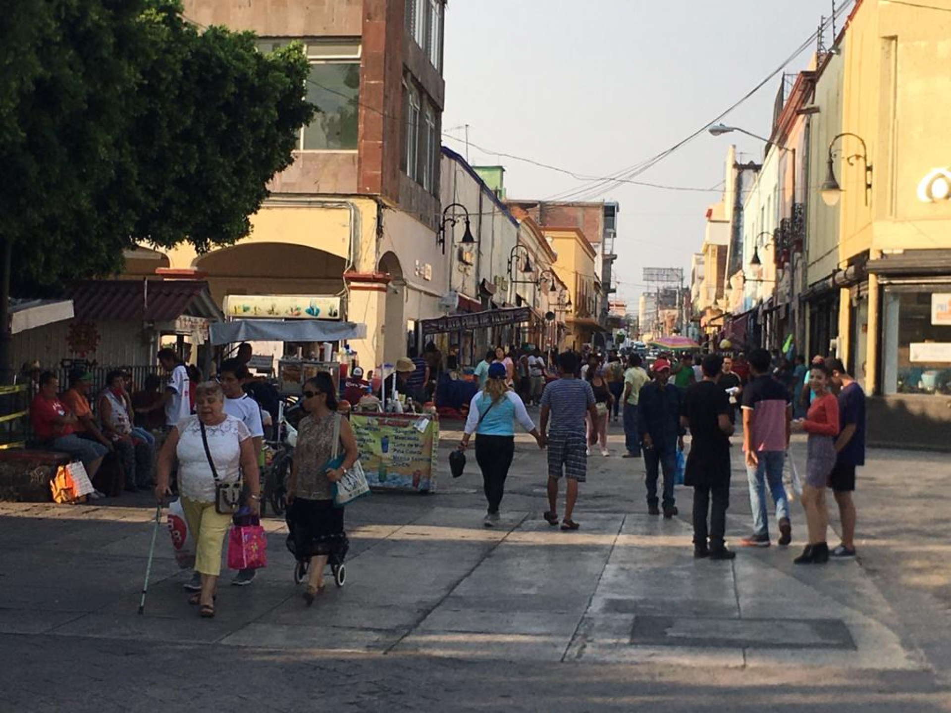 Comerciantes invaden nuevamente el zócalo de Cuautla