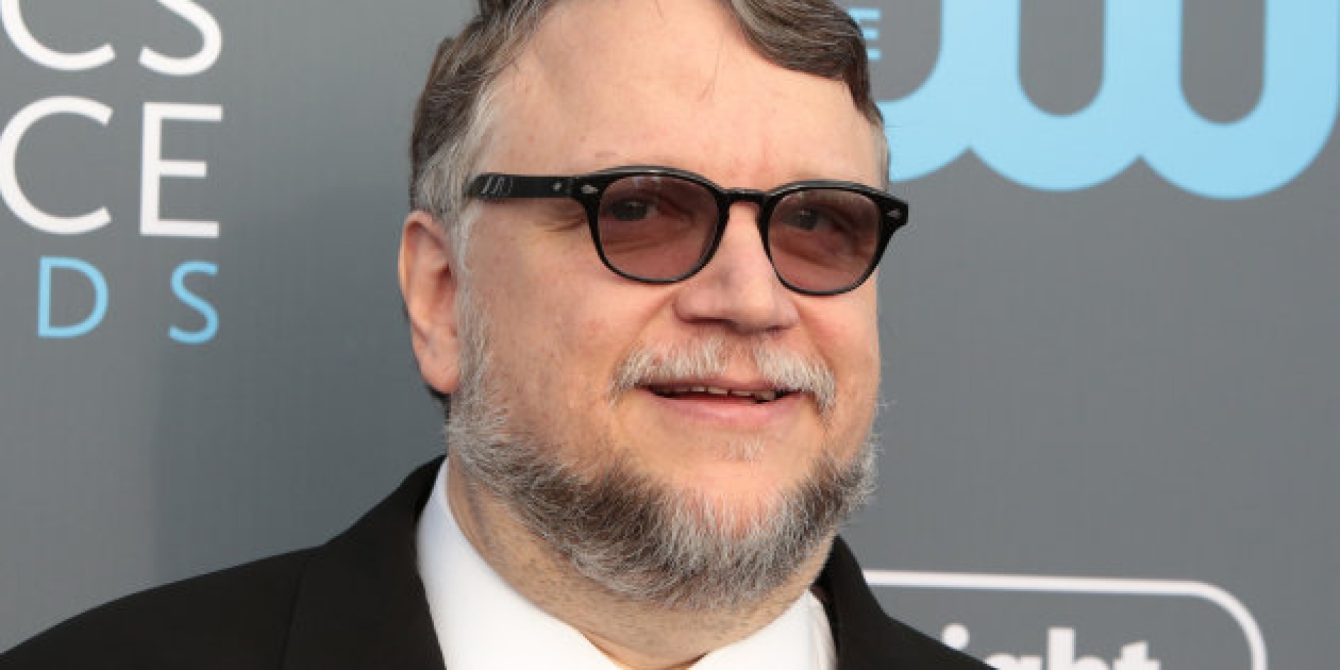 Si del Toro gana no faltará tequila y mariachi