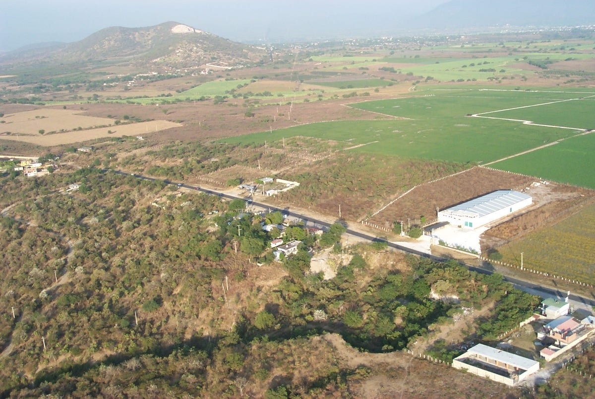 Trámites ejidales retrasan proyecto de hotel en la zona de Tequesquitengo
