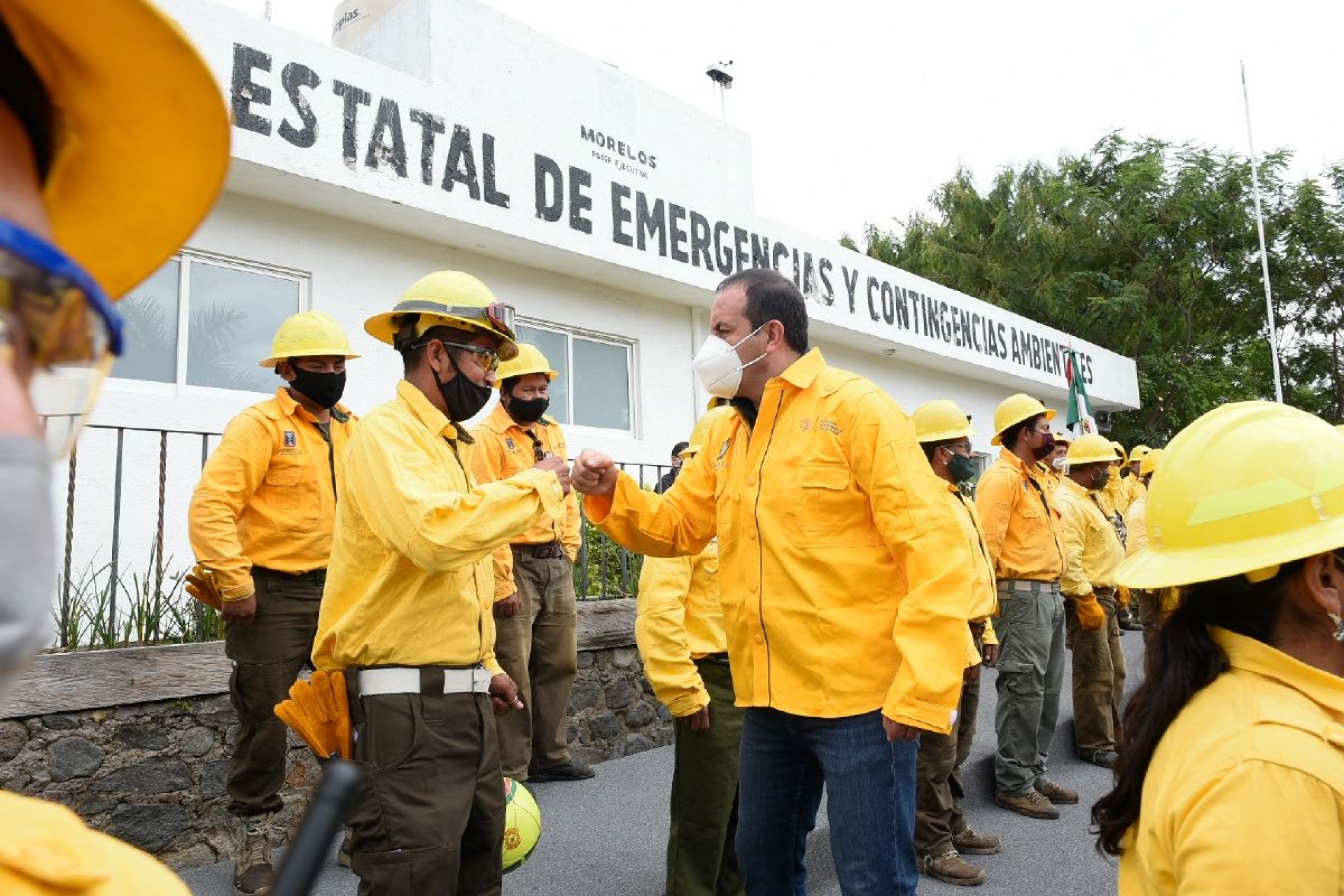 Reconoce Cuauhtémoc Blanco labor heroica de los "zacatuches"