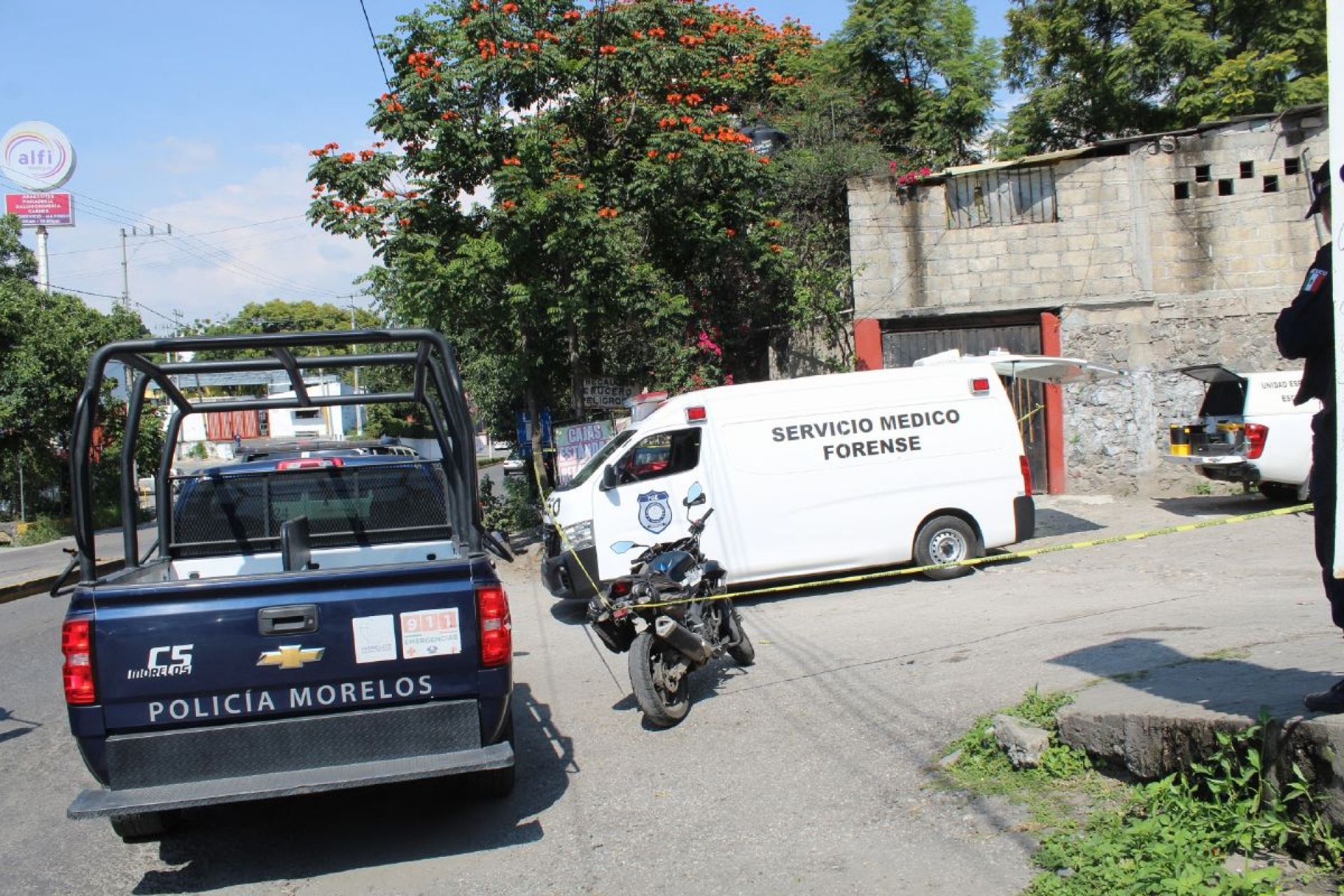 Asesinan a un hombre en su casa