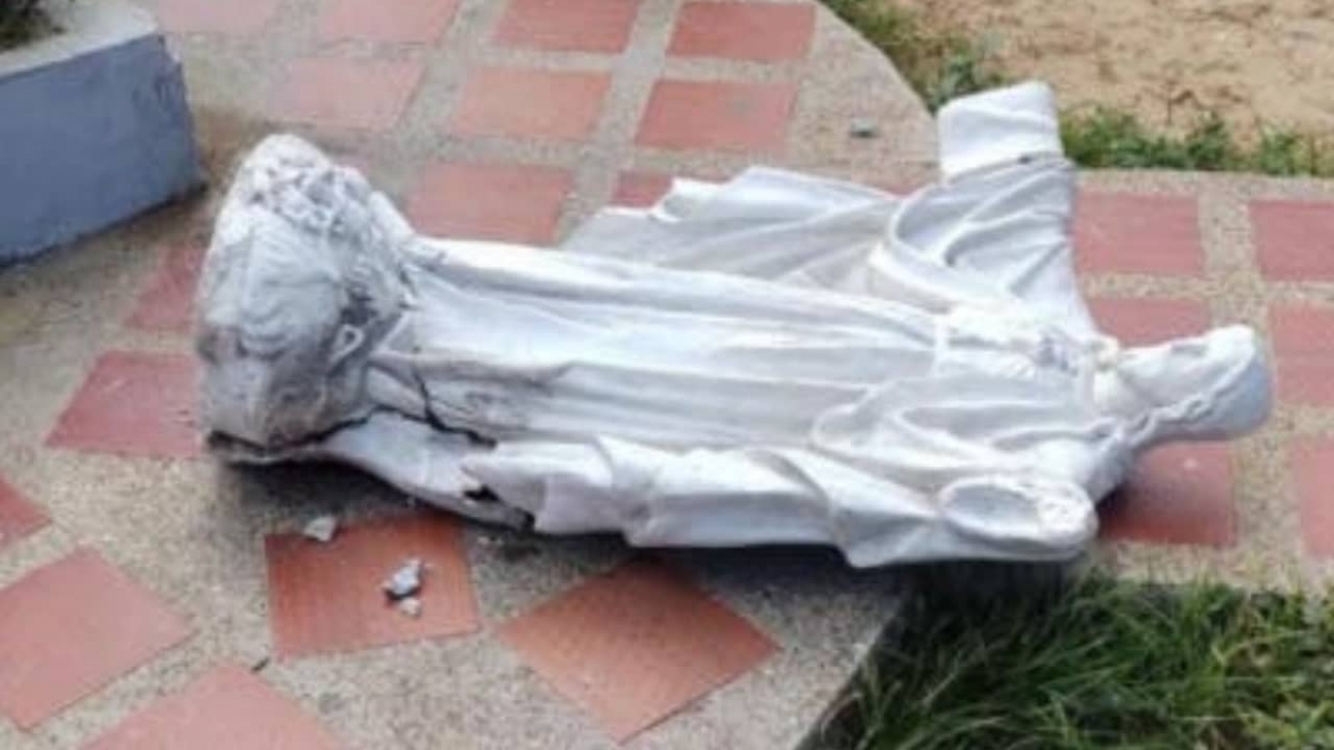 Muere niña al ser aplastada por figura de Sagrado Corazón