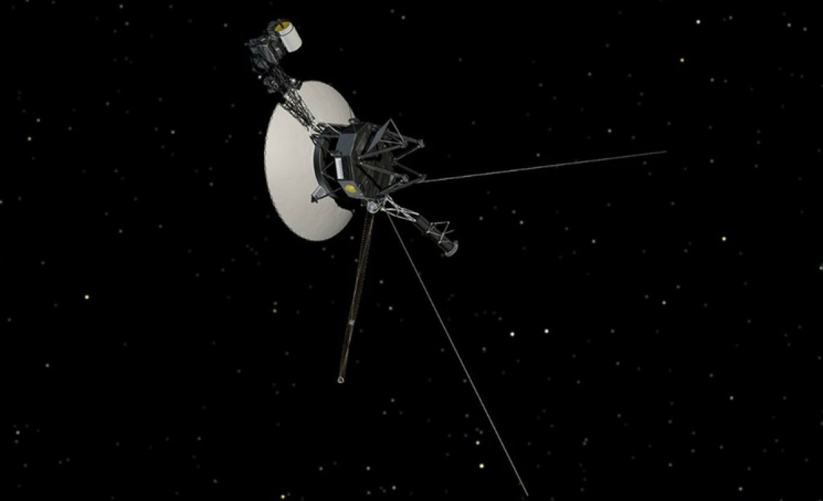 NASA escucha el 'latido' de Voyager 2 tras apagón