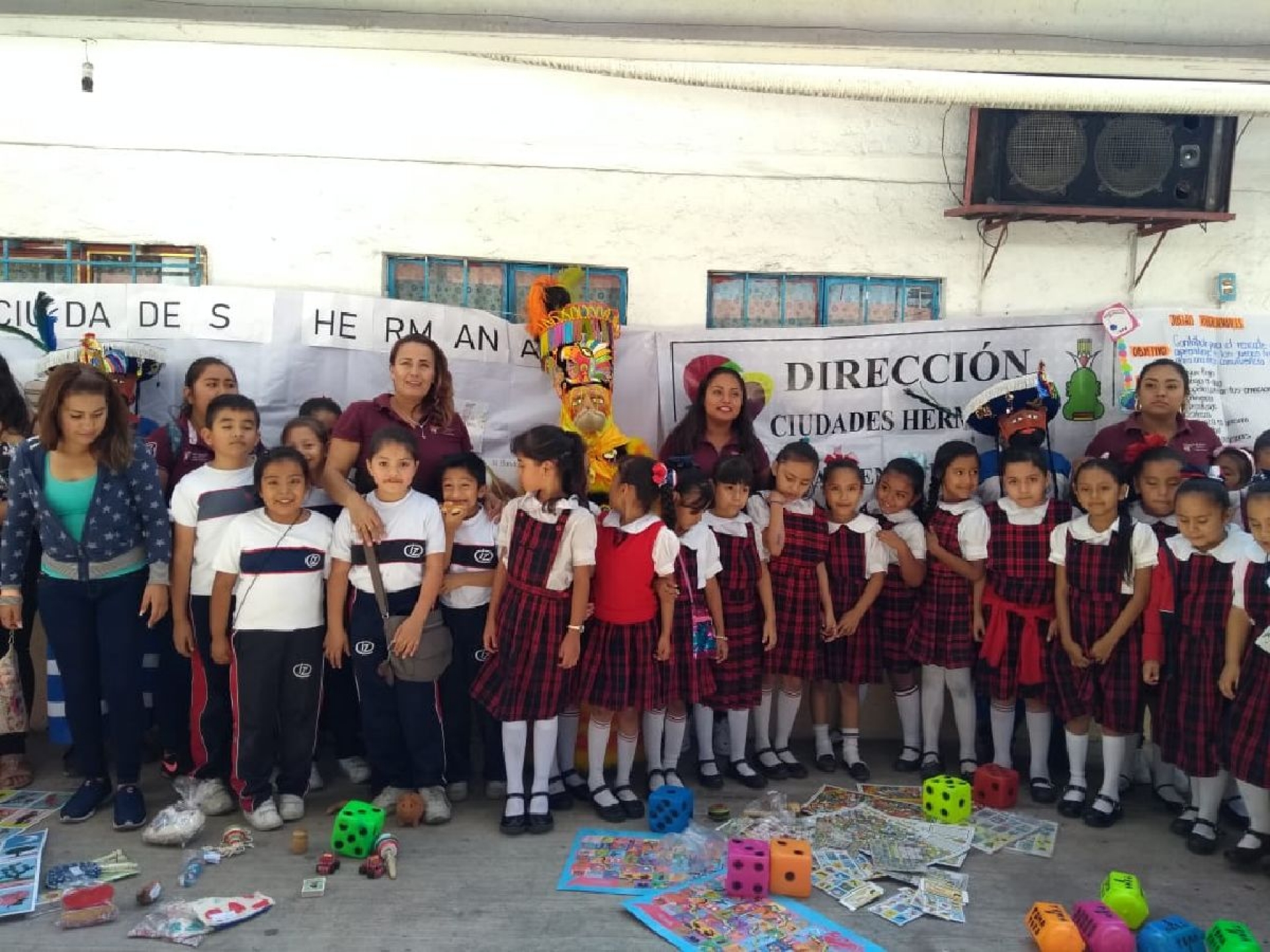 Muestran juegos tradicionales en náhuatl a alumnos de primaria de Yautepec