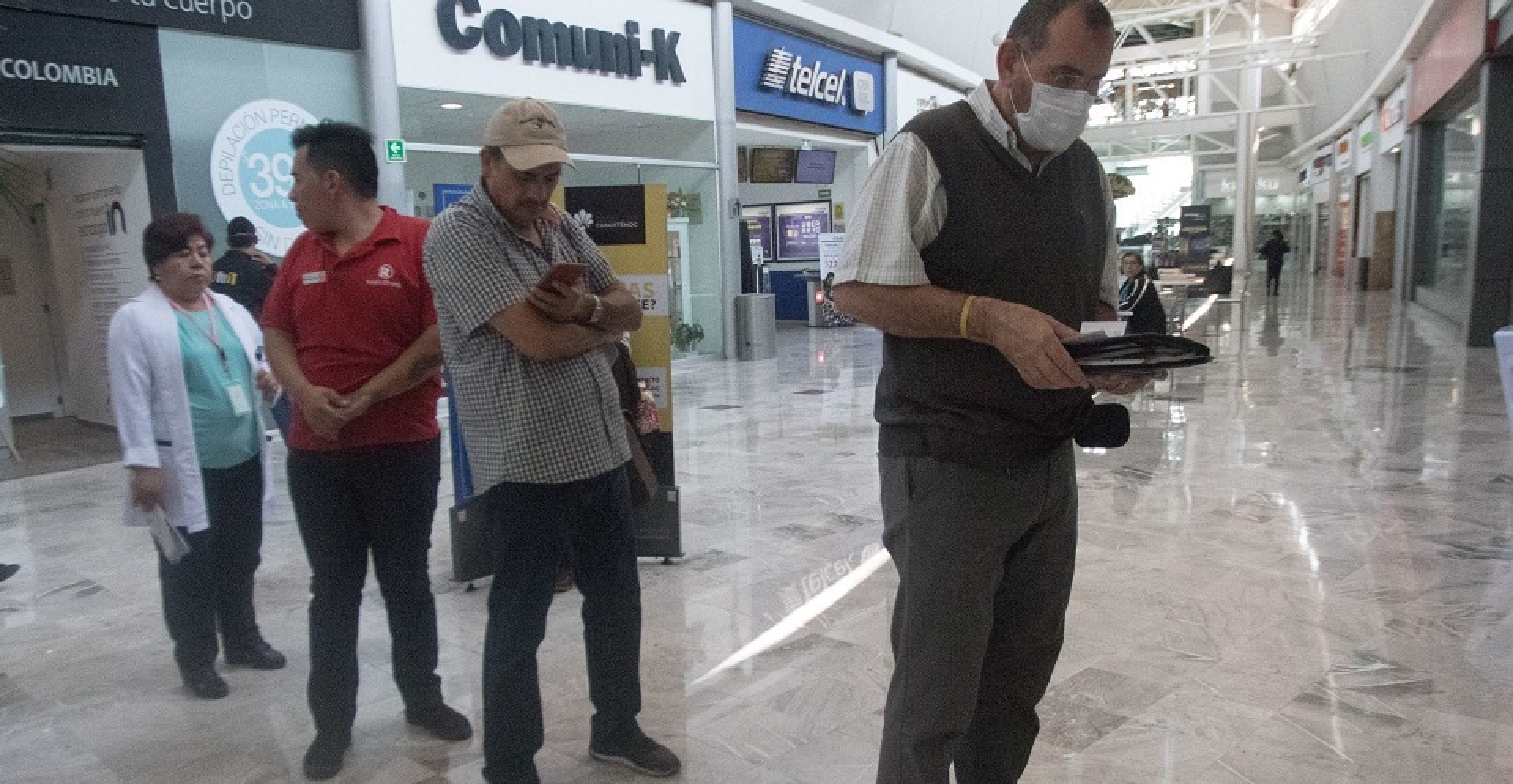Condusef señala 'la letra chiquita' de los apoyos que anunciaron bancos ante Covid-19