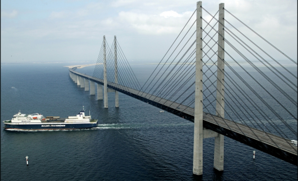 El espectacular puente de Oresund que une Dinamarca y Suecia
