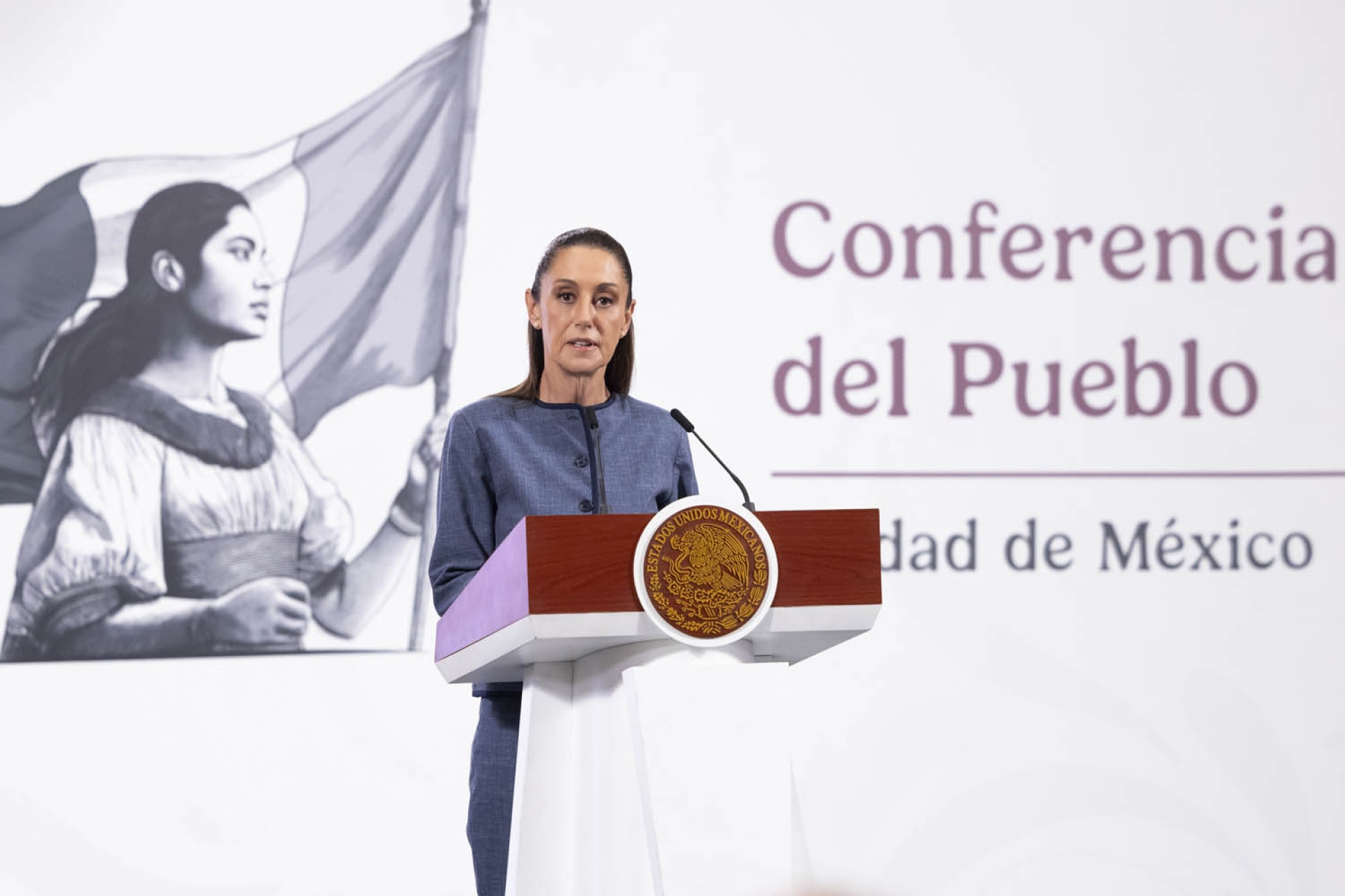 Sheinbaum condena violencia en protestas por redadas migratorias en Los Ángeles