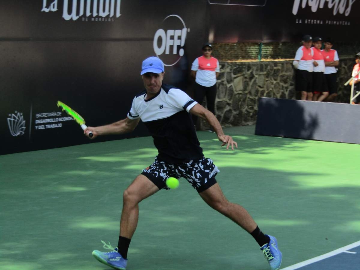 Ernesto Escobedo llega a cuartos de final