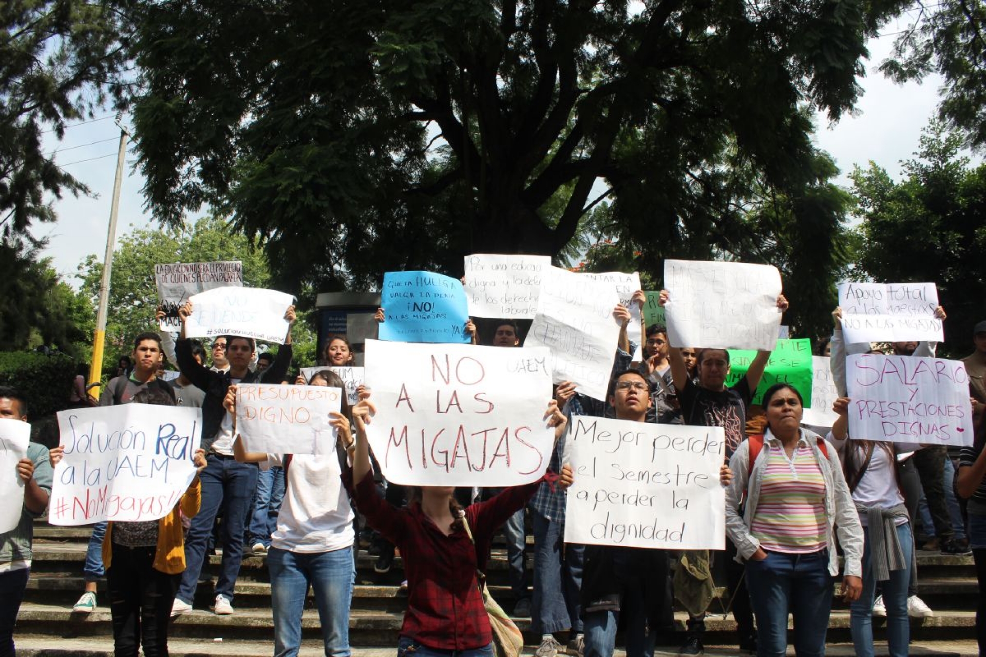 Regresa la UAEM a clases; sindicalizados acordaron el fin de la huelga