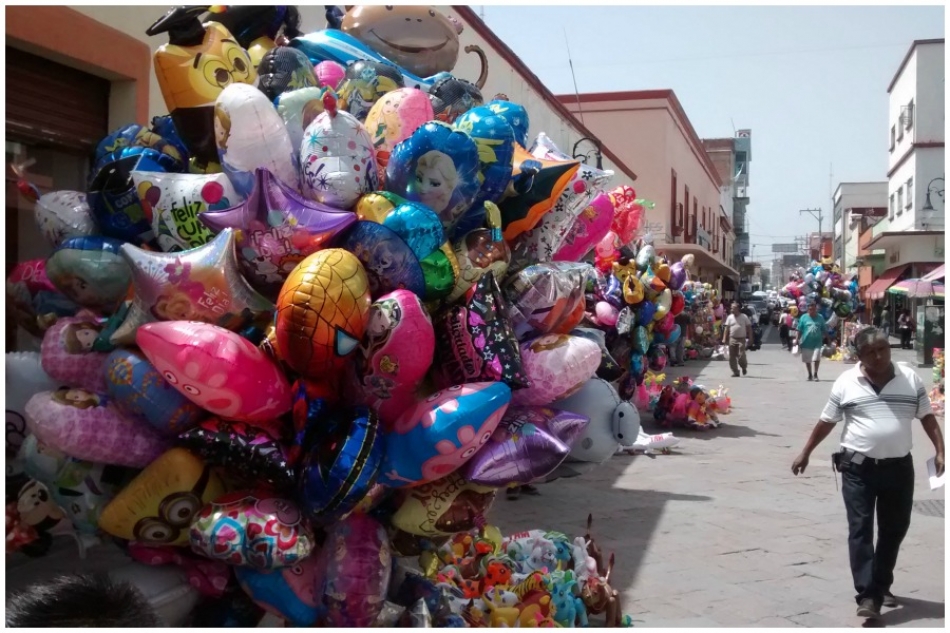 Piden controlar presencia de globeros en el Centro Histórico de Cuautla