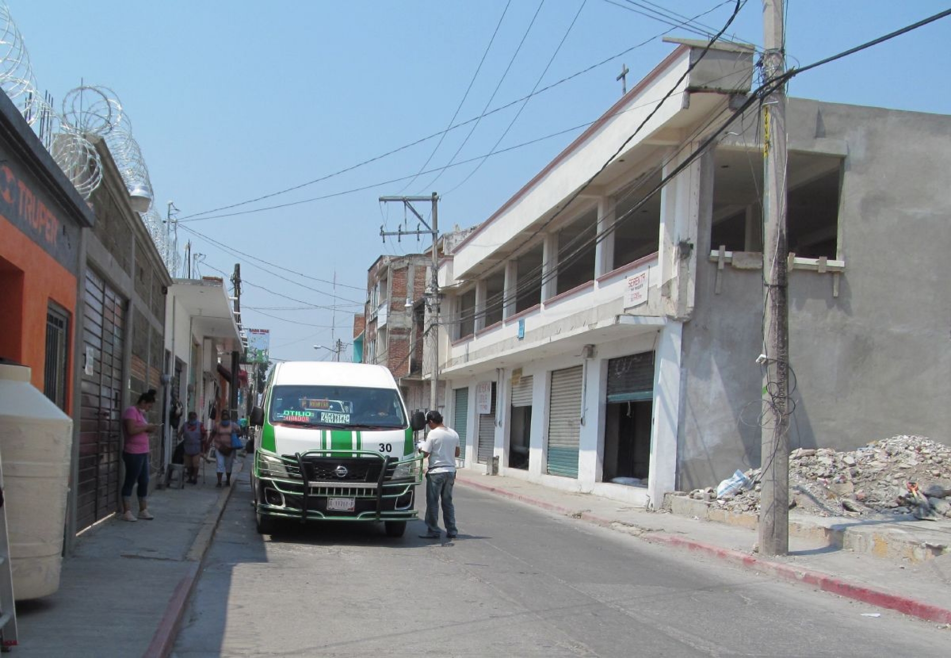 Disminuyen quejas por reubicación de servicio público