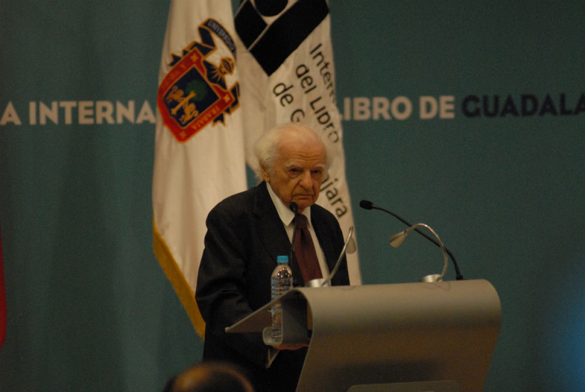 He optado por ir a buscar la raíz del mal: el desastroso empleo que nuestra modernidad hace del lenguaje, decía Yves Bonnefoy
