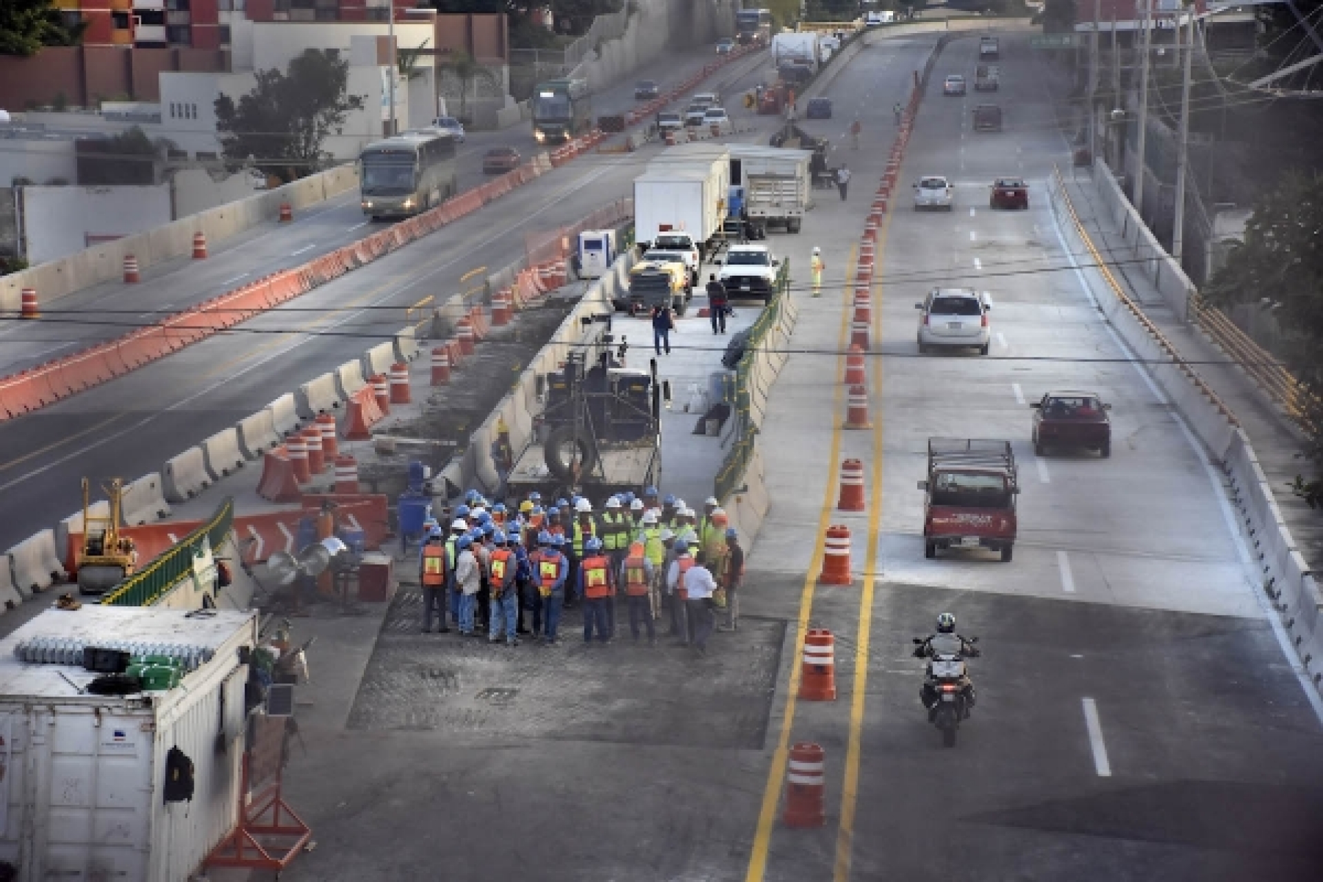 Impone SFP sanciones a tres servidores públicos por paso exprés