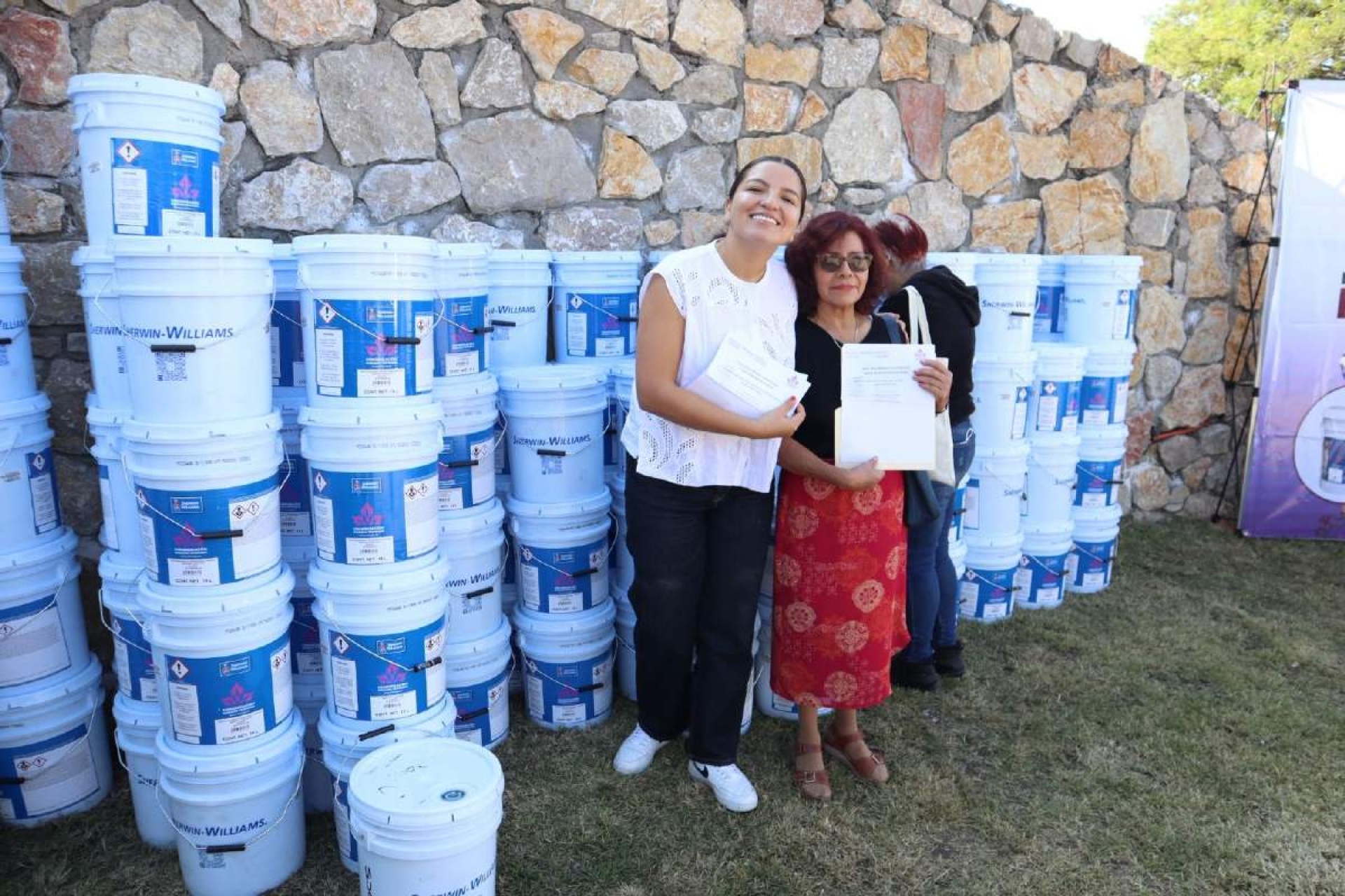 Acerca Melissa Montes de Oca apoyos y servicios a familias de Yautepec y Jiutepec